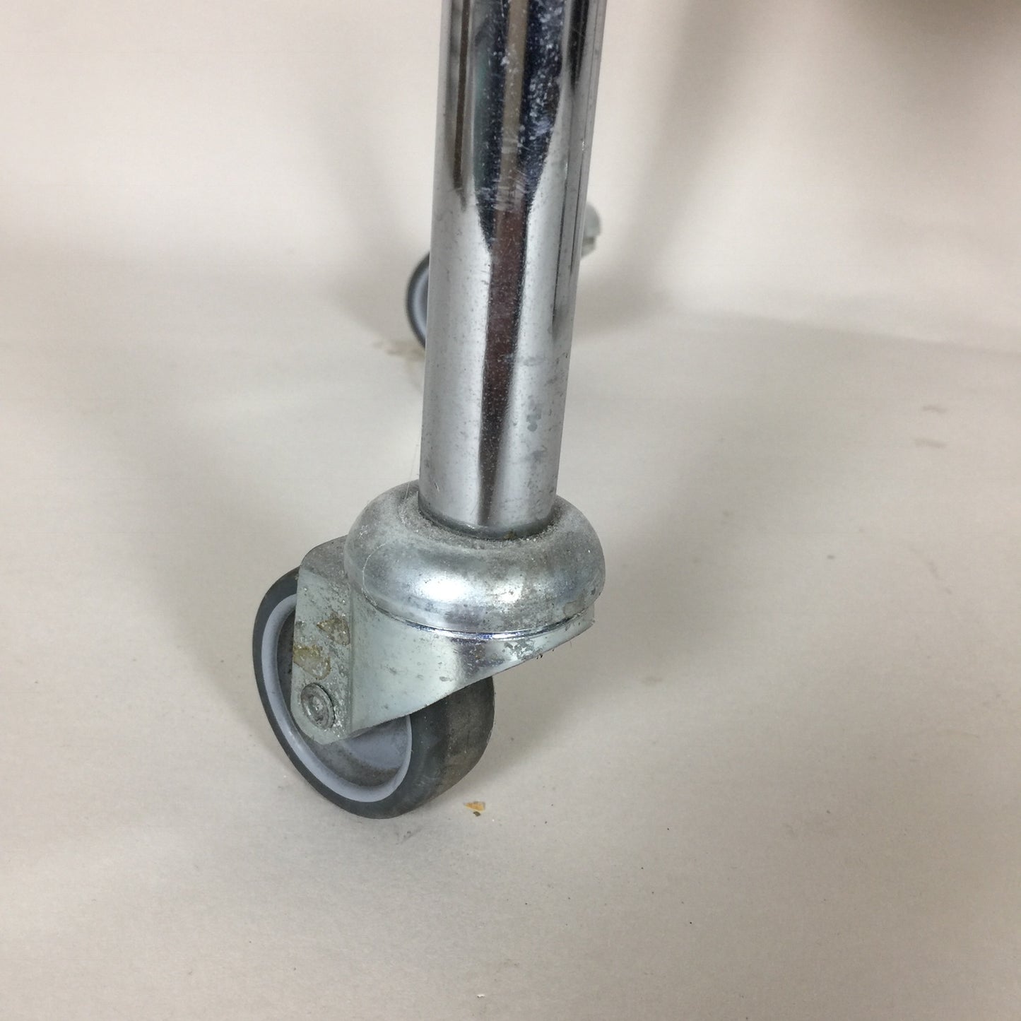 Rolltisch aus der Röntgenklinik