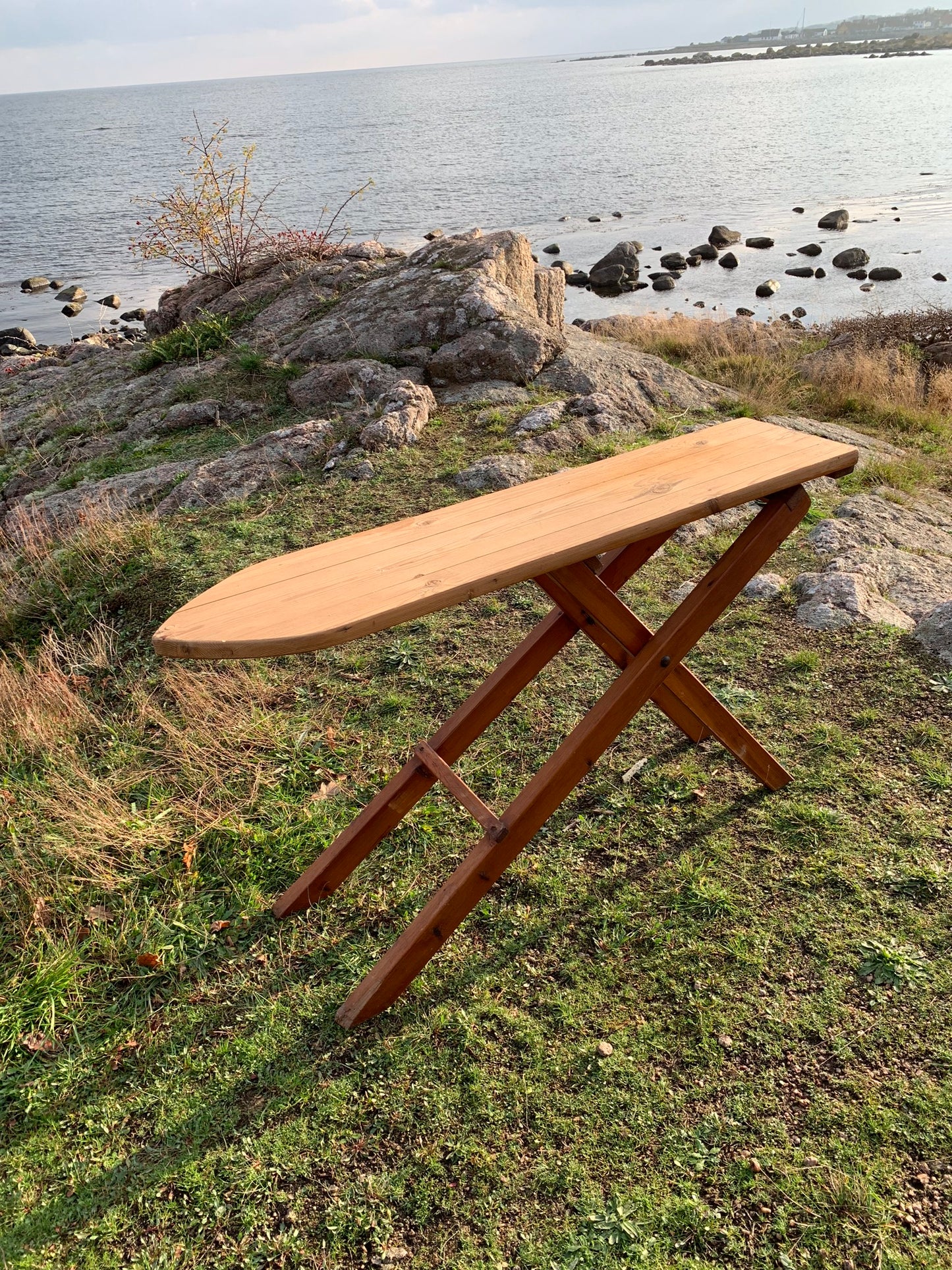 Bügelbrett aus Holz