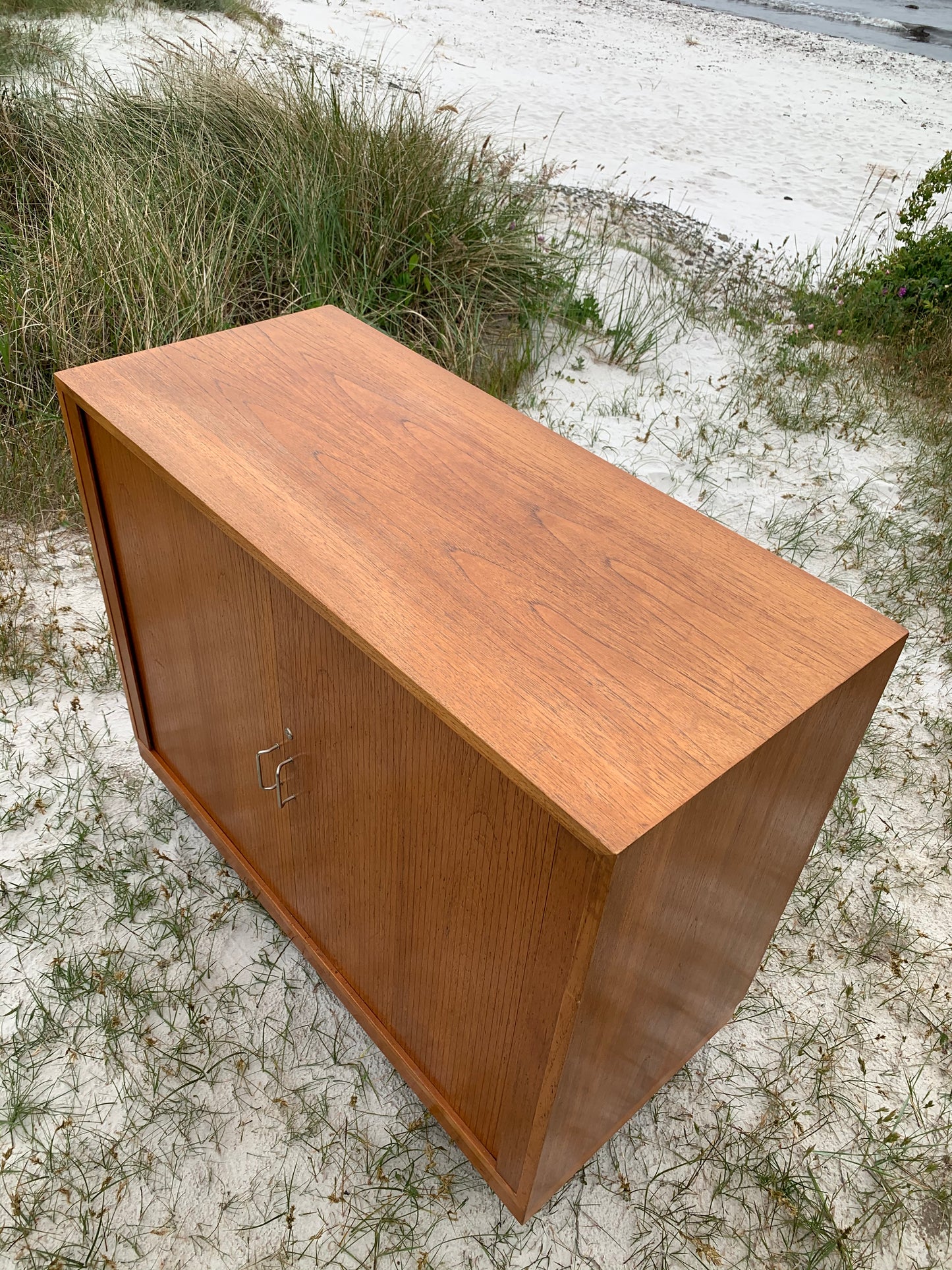 Aktenschrank mit Rollläden