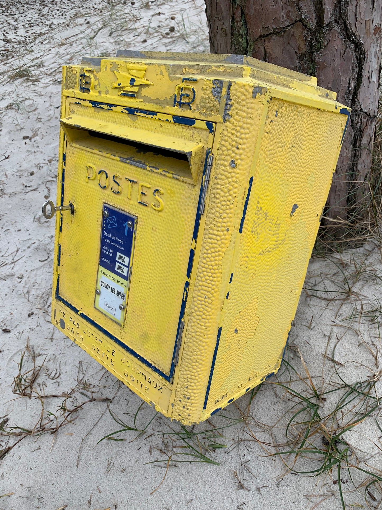 Französischer Briefkasten