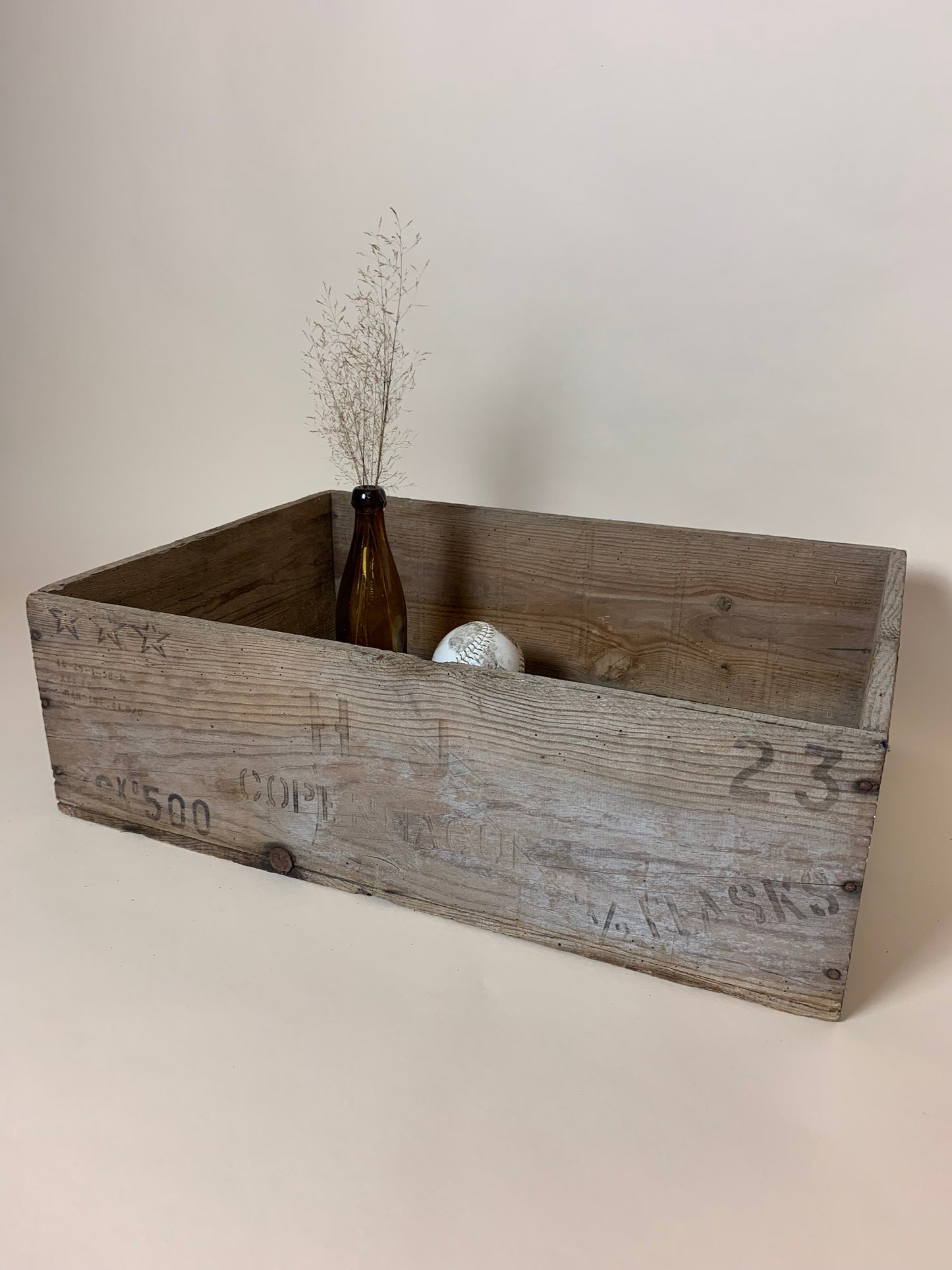 Holzkiste mit schönem Text