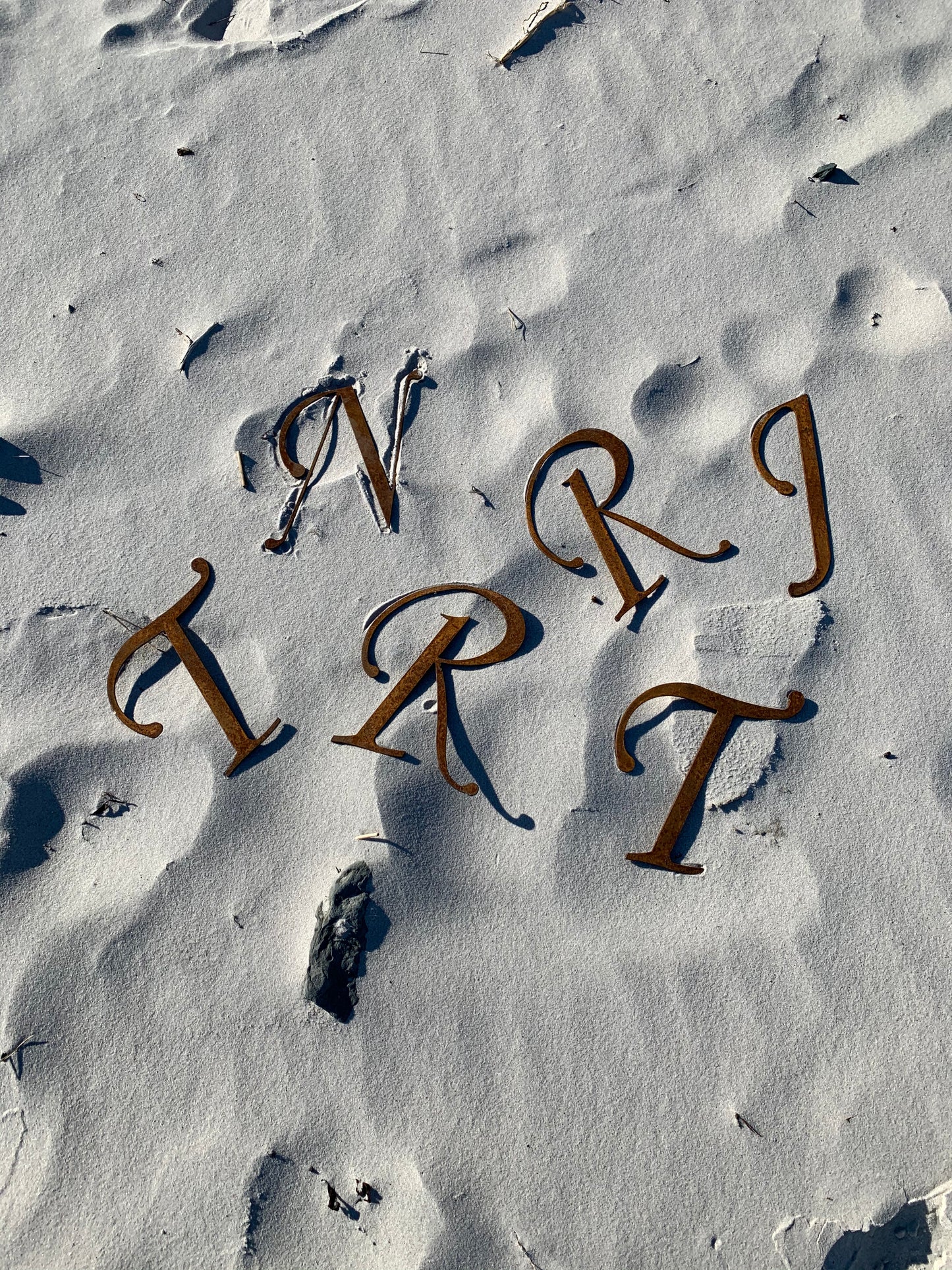 Sehr dekorativer Buchstabe - Der Preis gilt pro STCK.