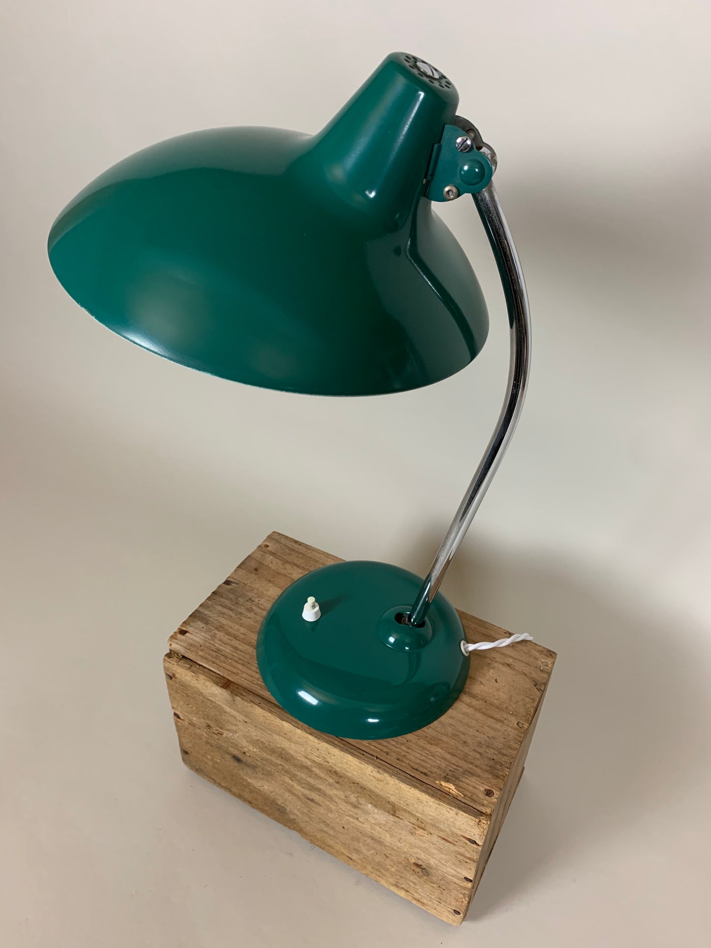 Kaiser Idell 6786 - Original grün