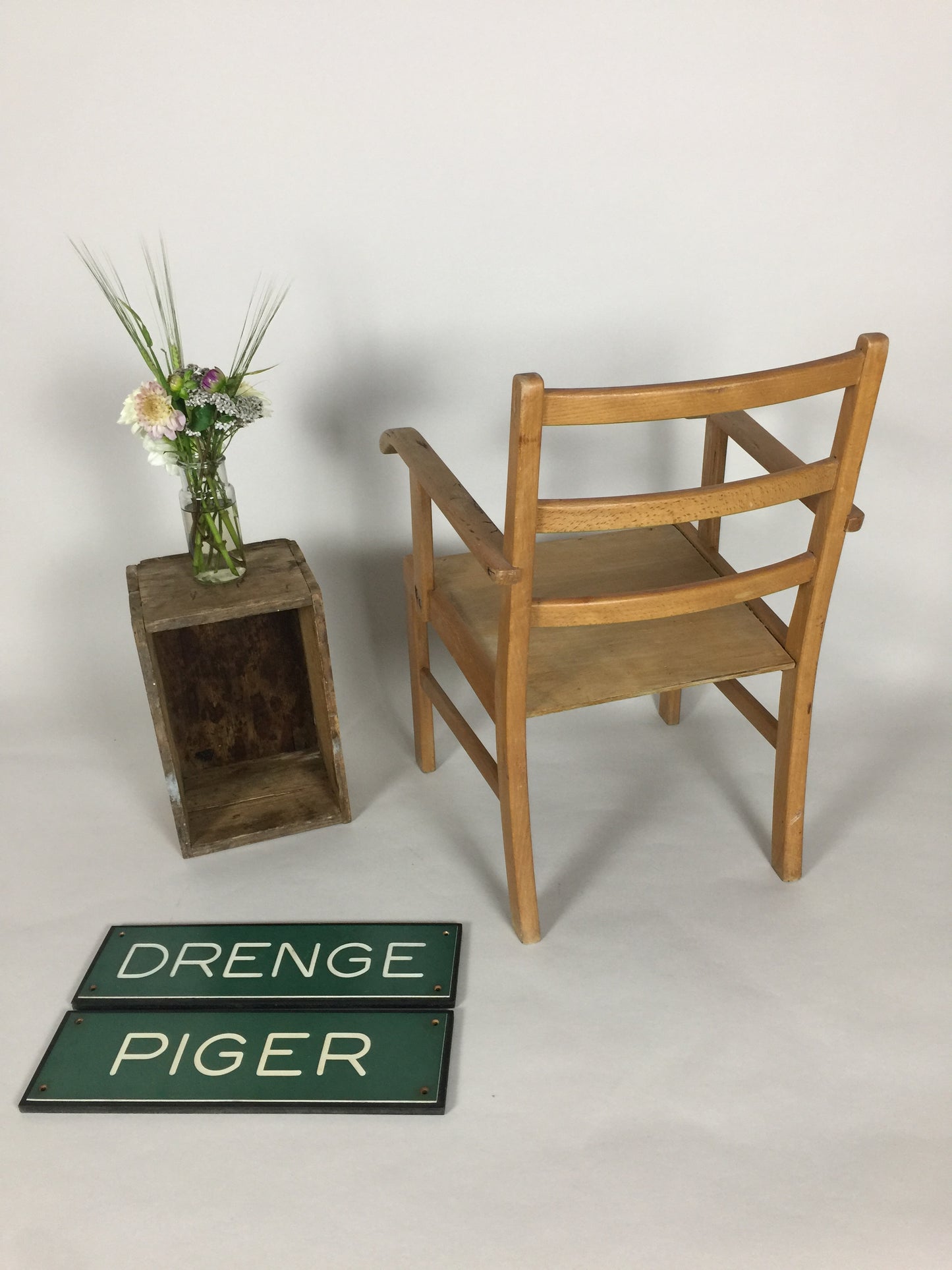 Schöner Kaare Klint Kinderstuhl aus Holz