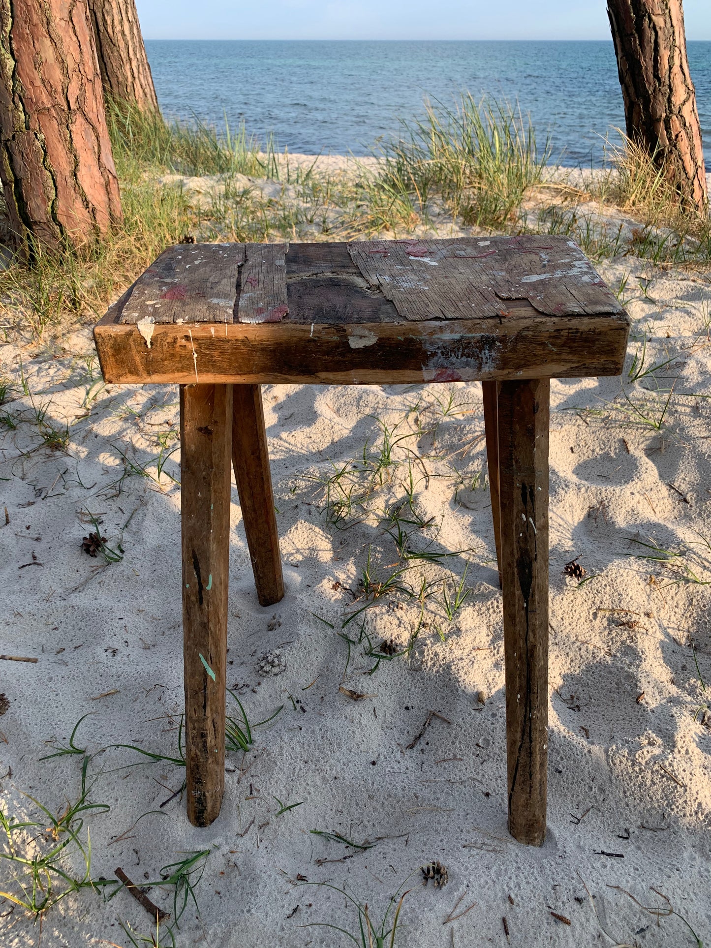 Roher Stuhl
