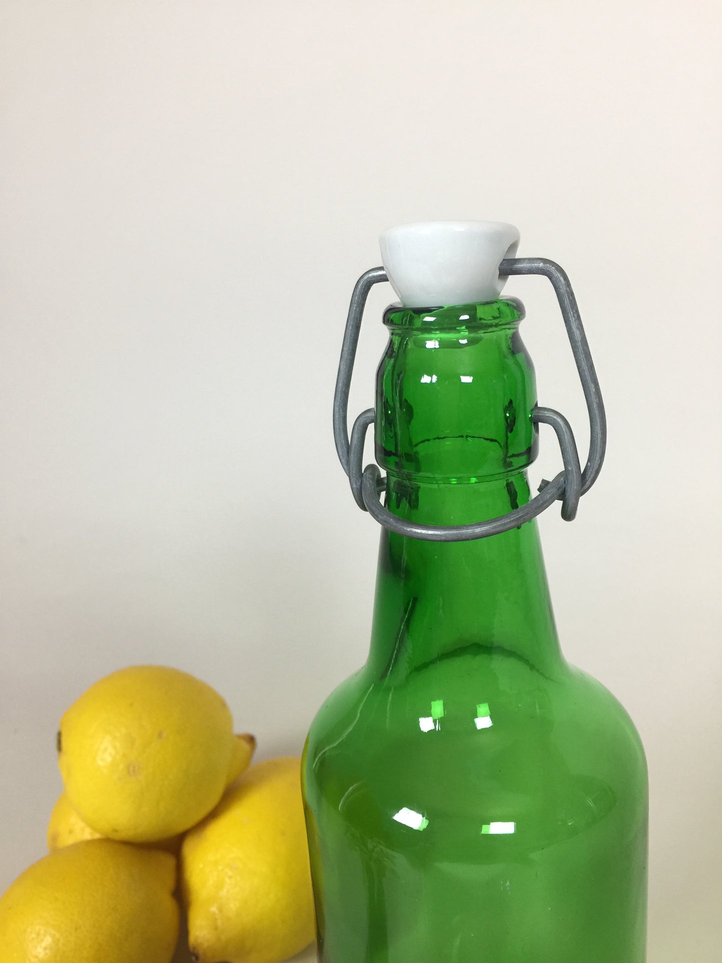 Grüne Patentflasche aus Schweden