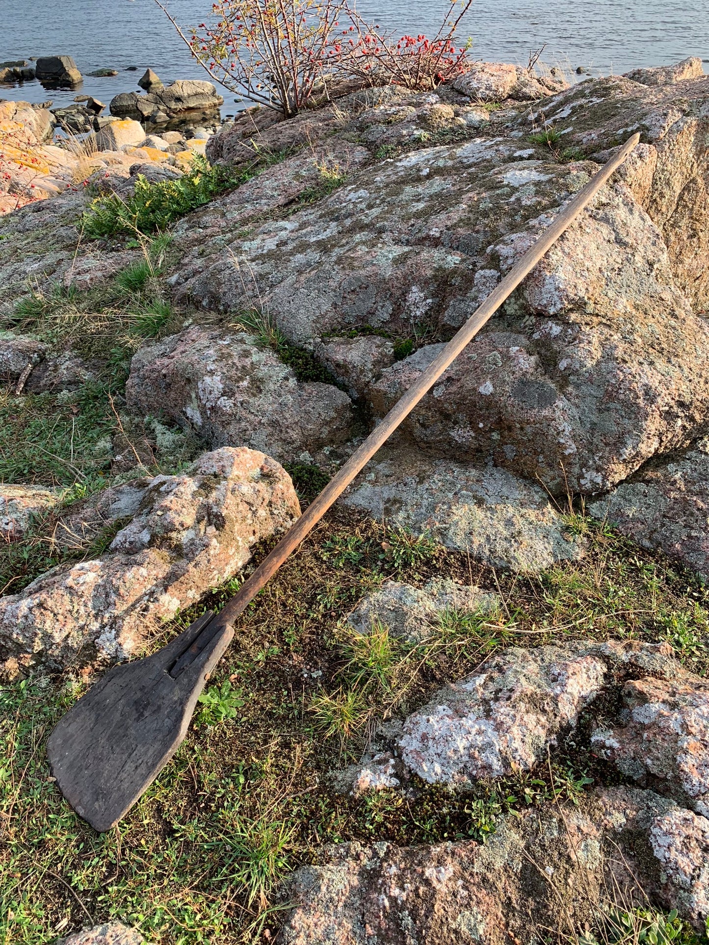 Dekoratives Holzwerkzeug mit schöner Patina