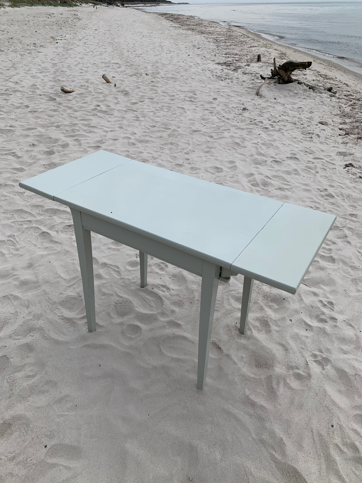 Tisch mit zwei Klappen – FRU DUE