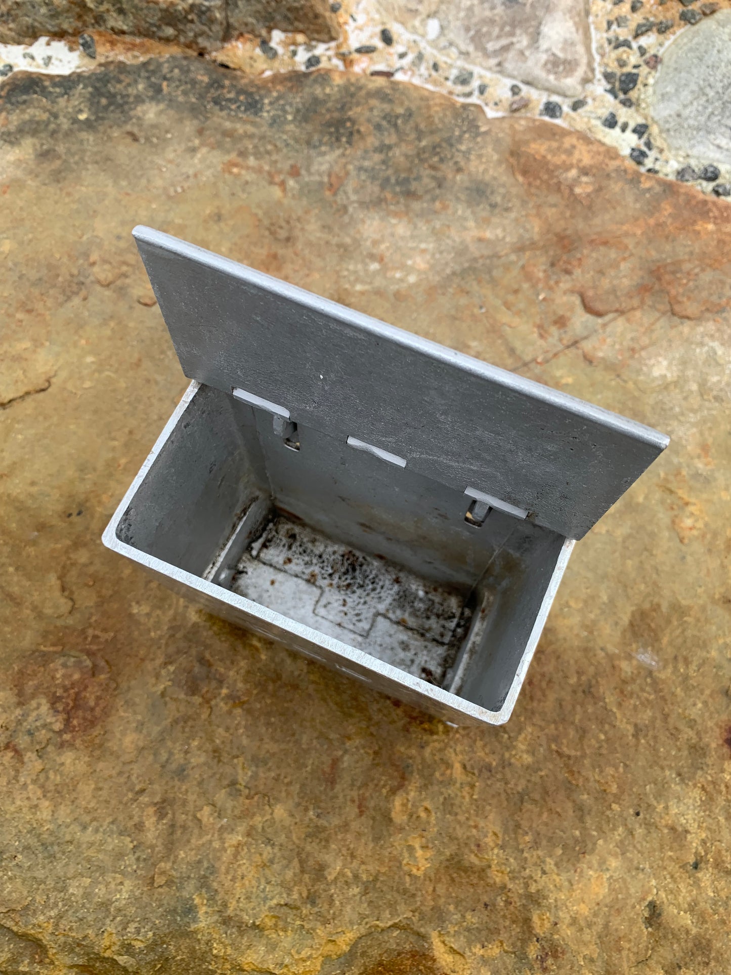 DSB Aschenbecher mit Logo