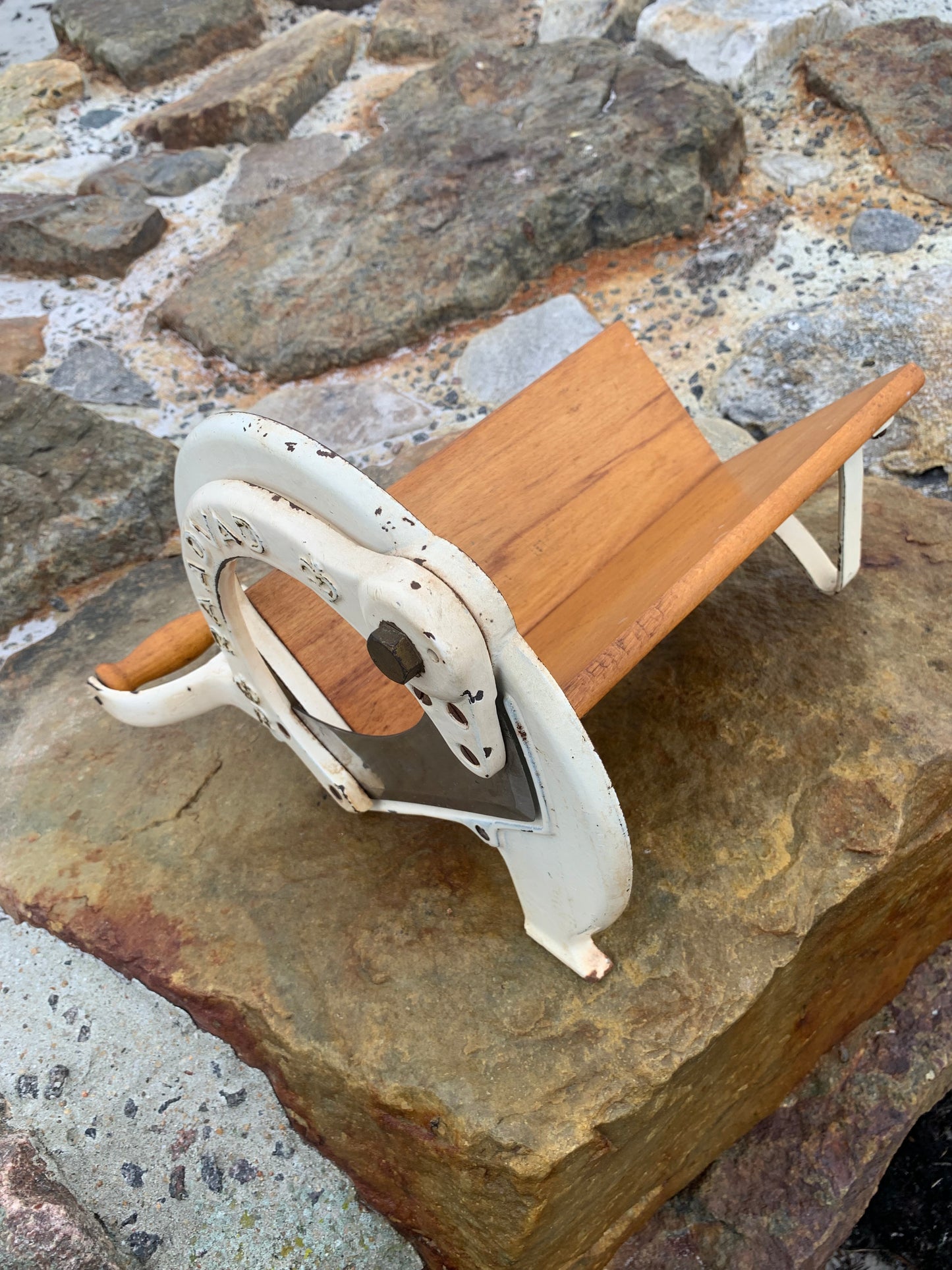 Raadvad Brotschneidemaschine