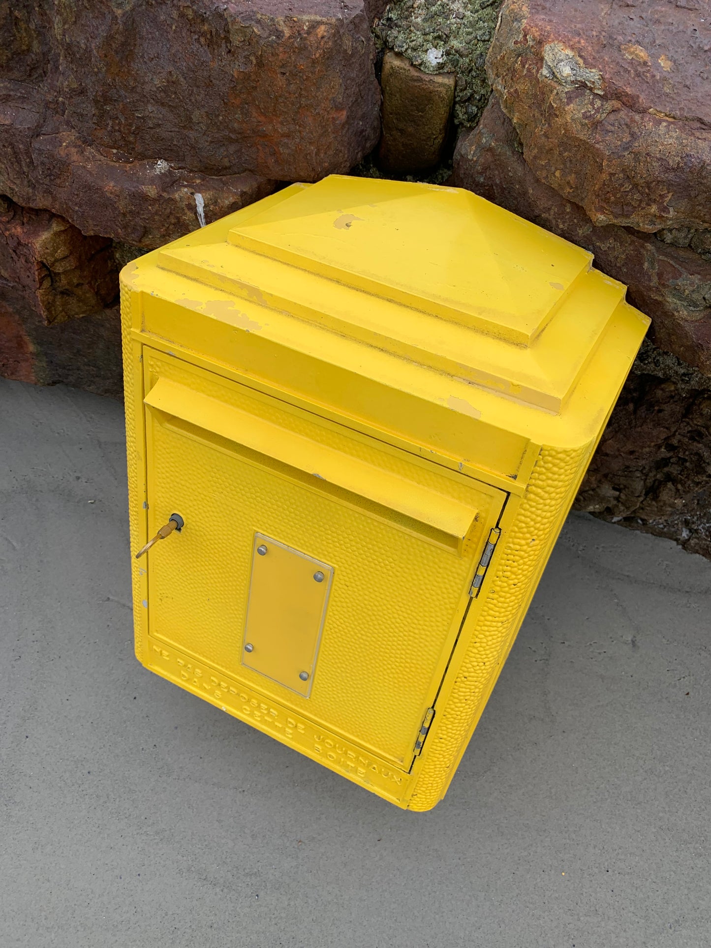 Französischer Briefkasten