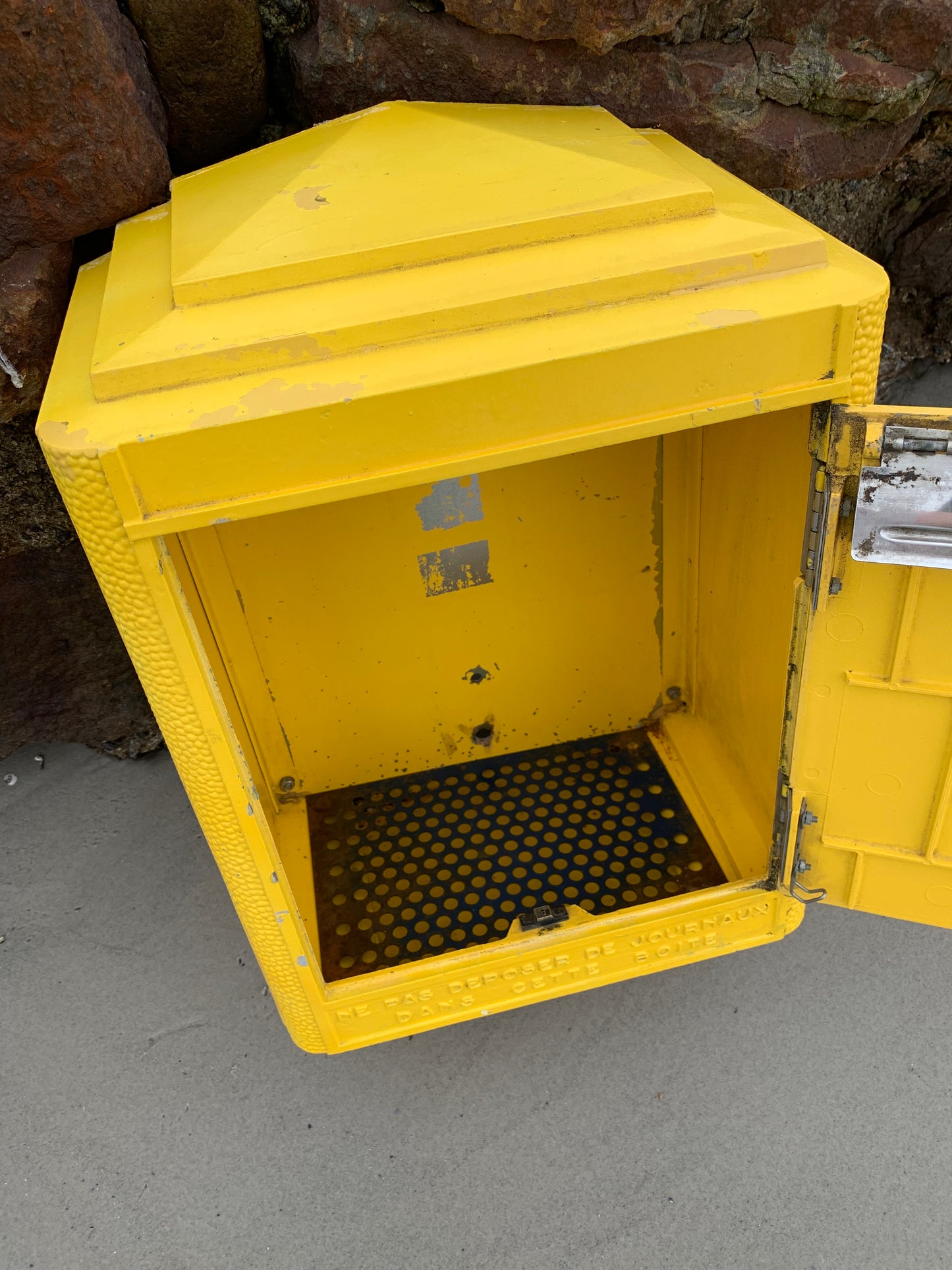 Französischer Briefkasten