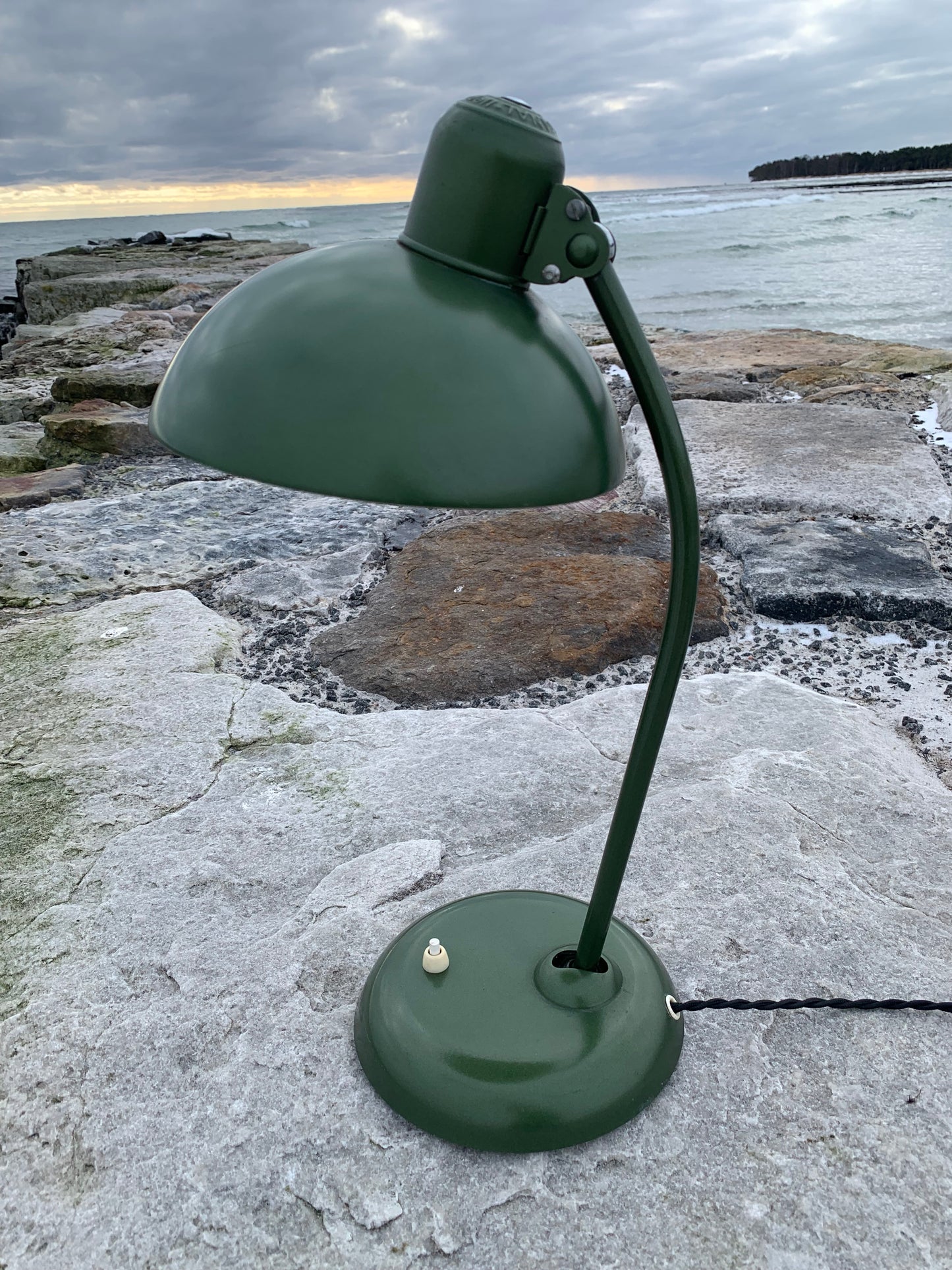 Kaiser Idell 6556 - Original grün