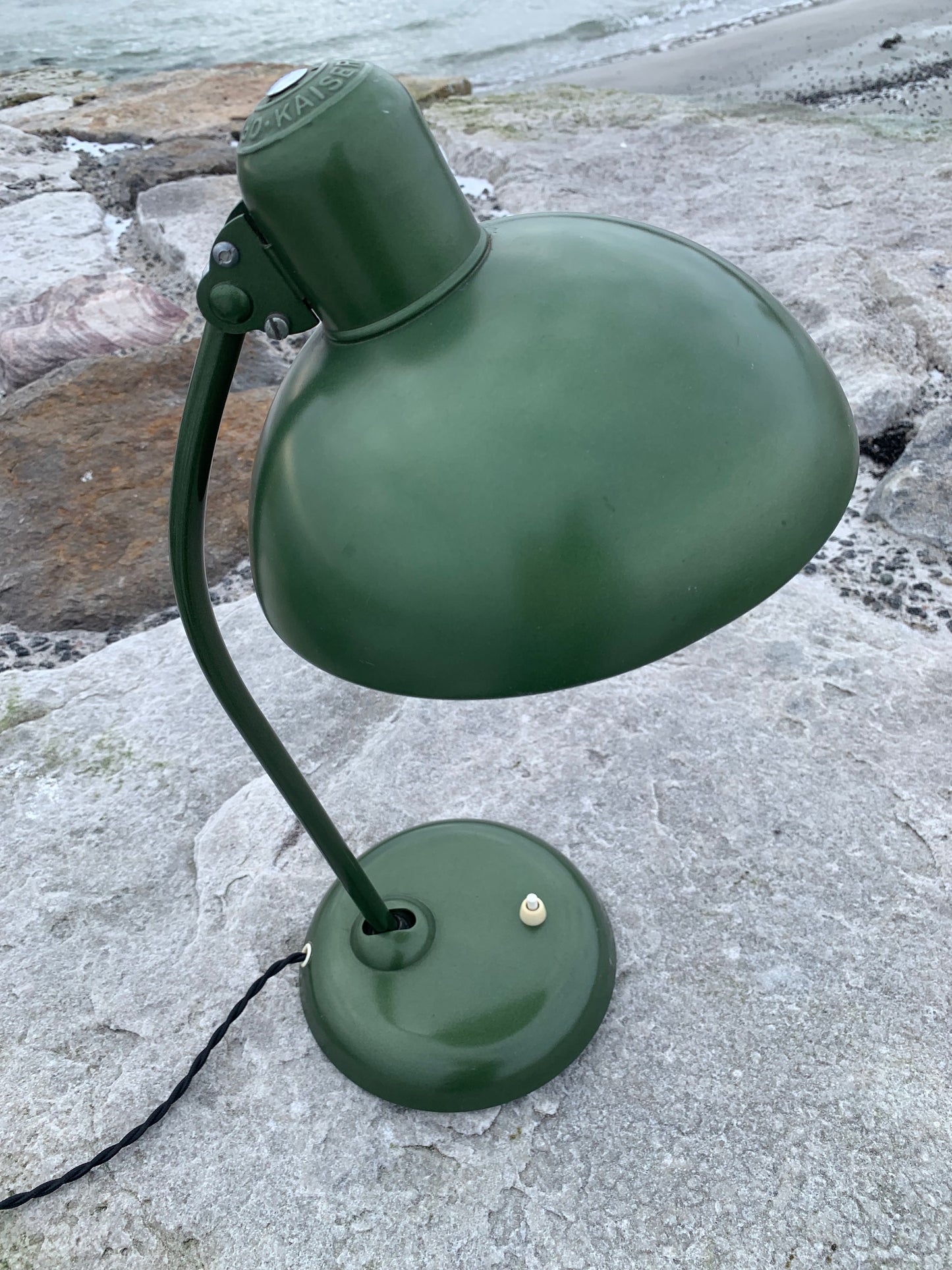 Kaiser Idell 6556 - Original grün