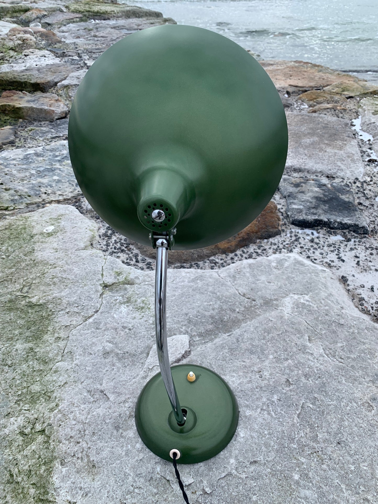 Kaiser Idell 6786 - Original grün