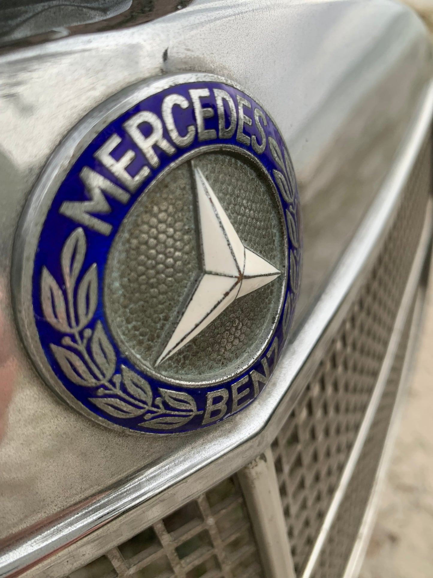 Mercedes-Benz