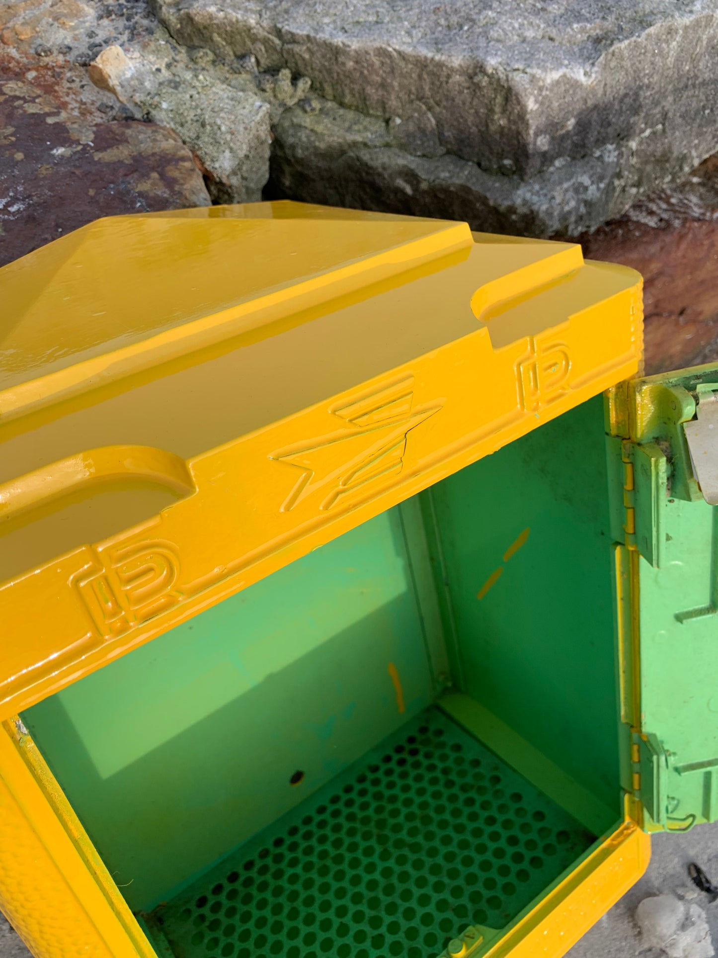 Französischer Briefkasten