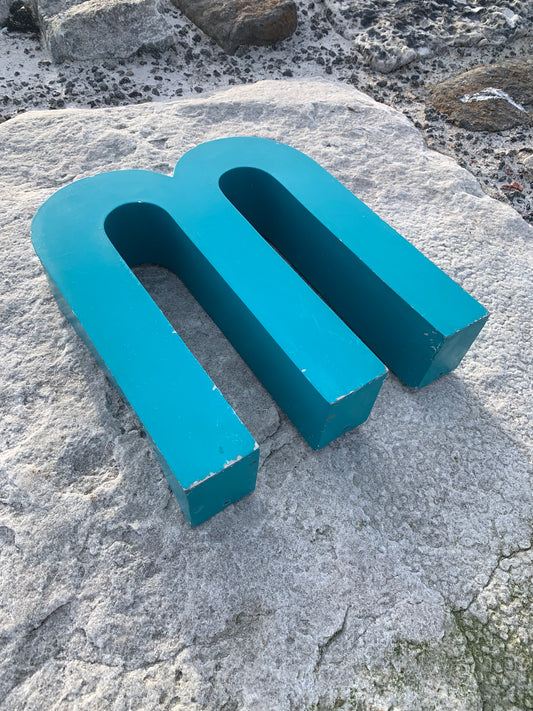 Fassadenbuchstabe - M