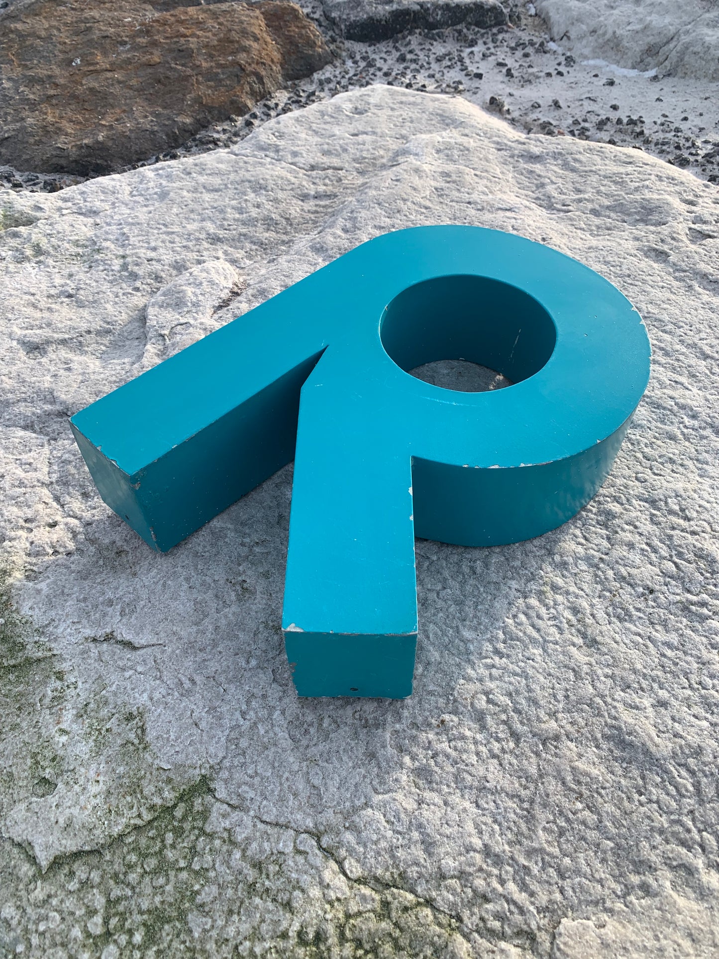 Fassadenbuchstabe - R