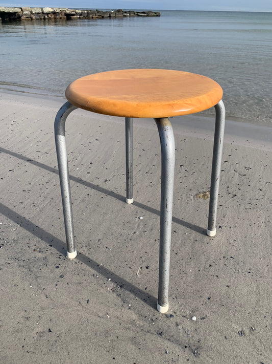 Industrieller Hocker
