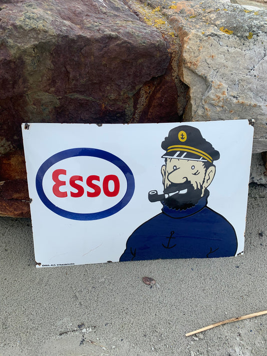Emailleschild mit Kapitän Haddock und Esso