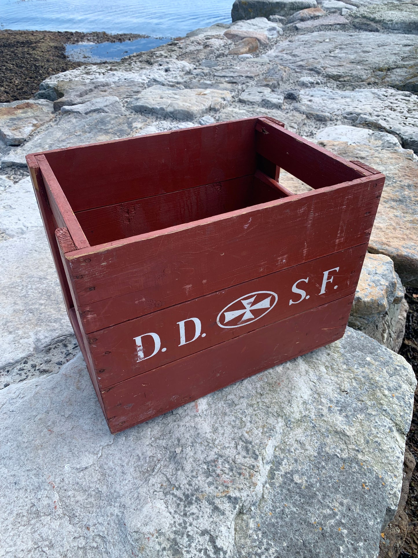 Kiste von De Danske Spritfabrikker - D.D.S.F