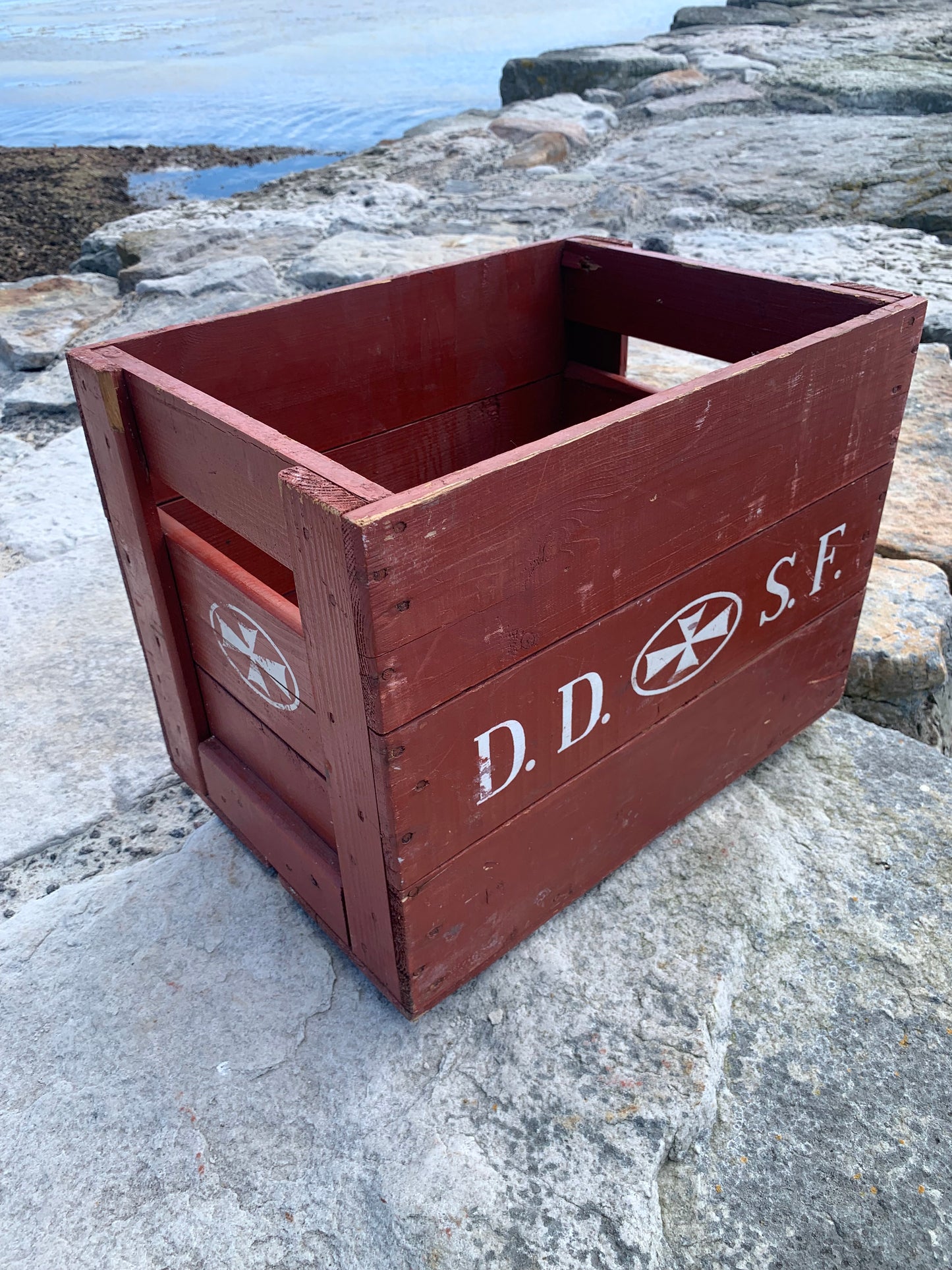 Kiste von De Danske Spritfabrikker - D.D.S.F