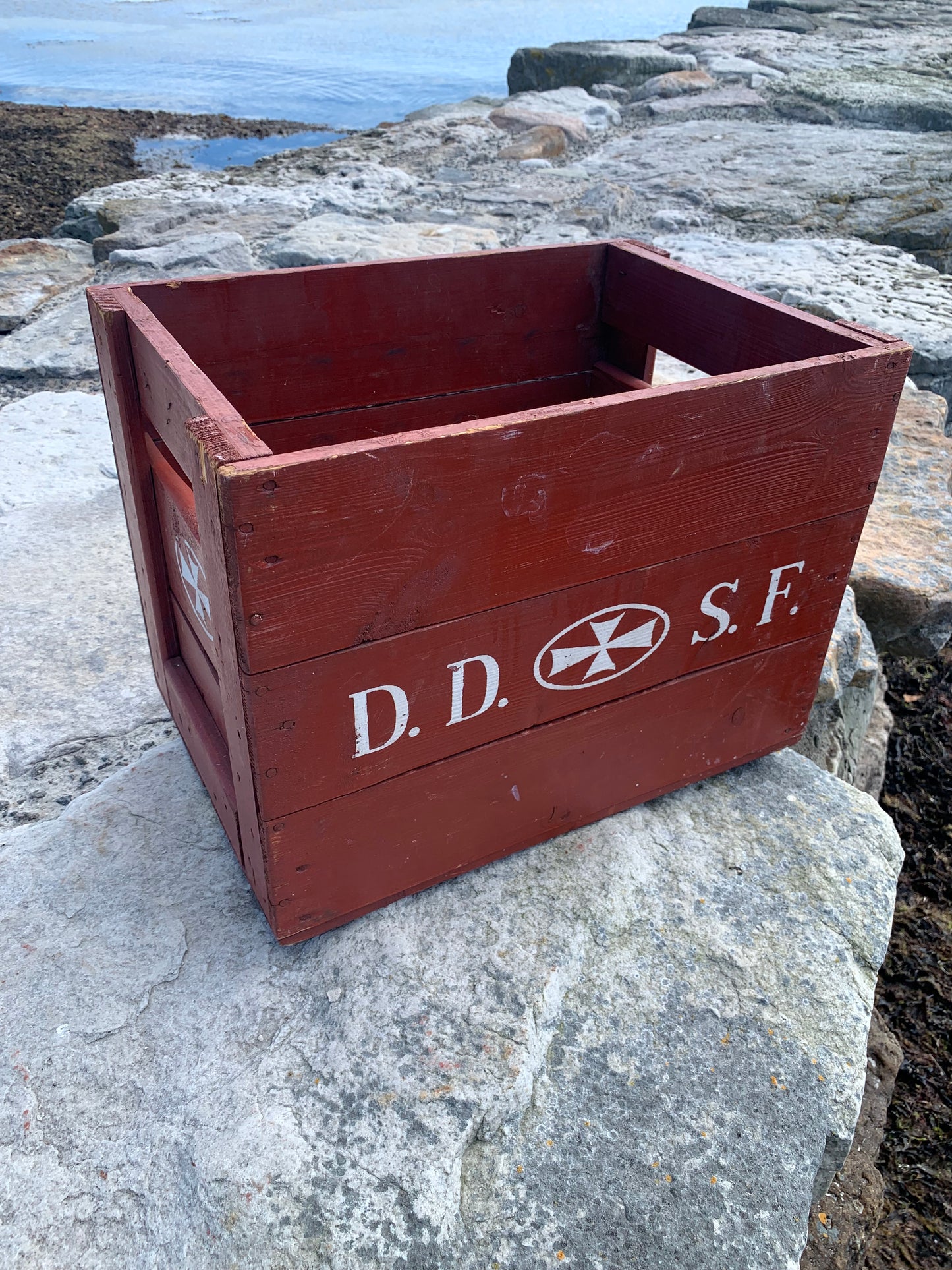 Kiste von De Danske Spritfabrikker - D.D.S.F