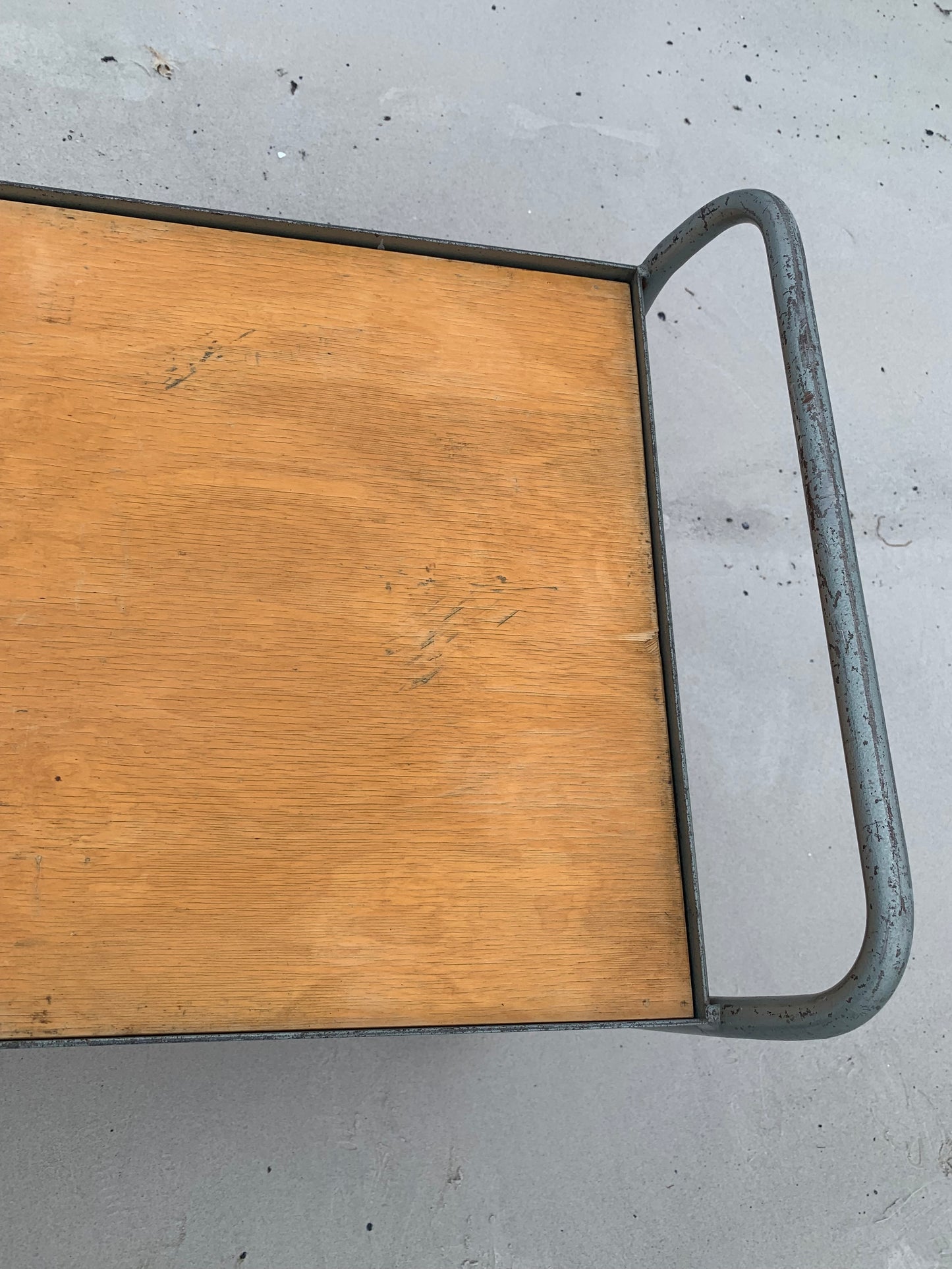 Industrieller Rolltisch