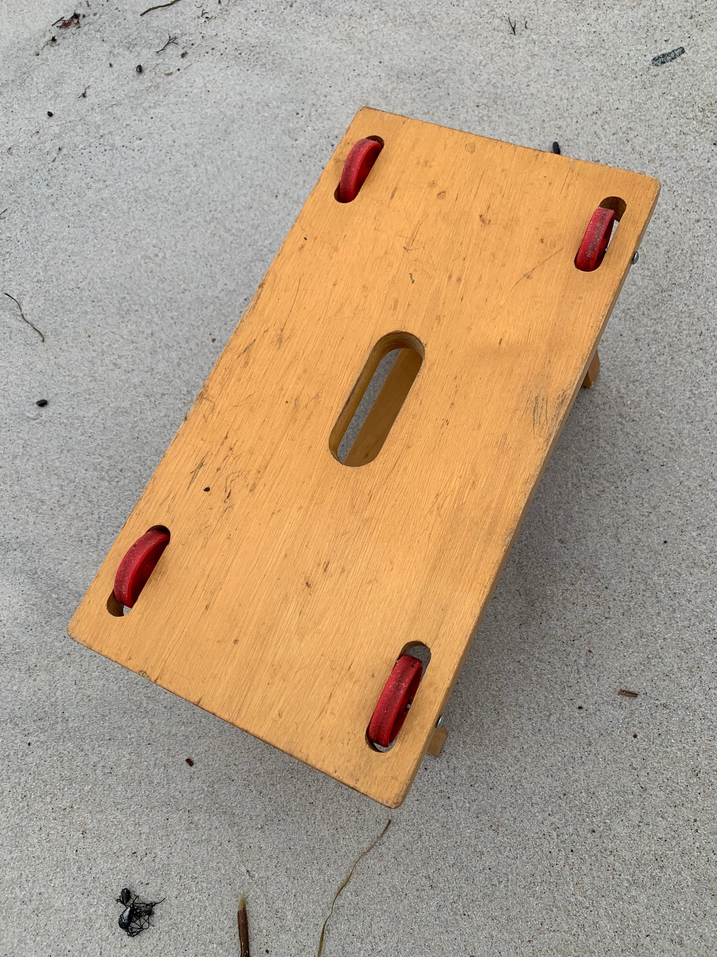 Hocker mit Rädern