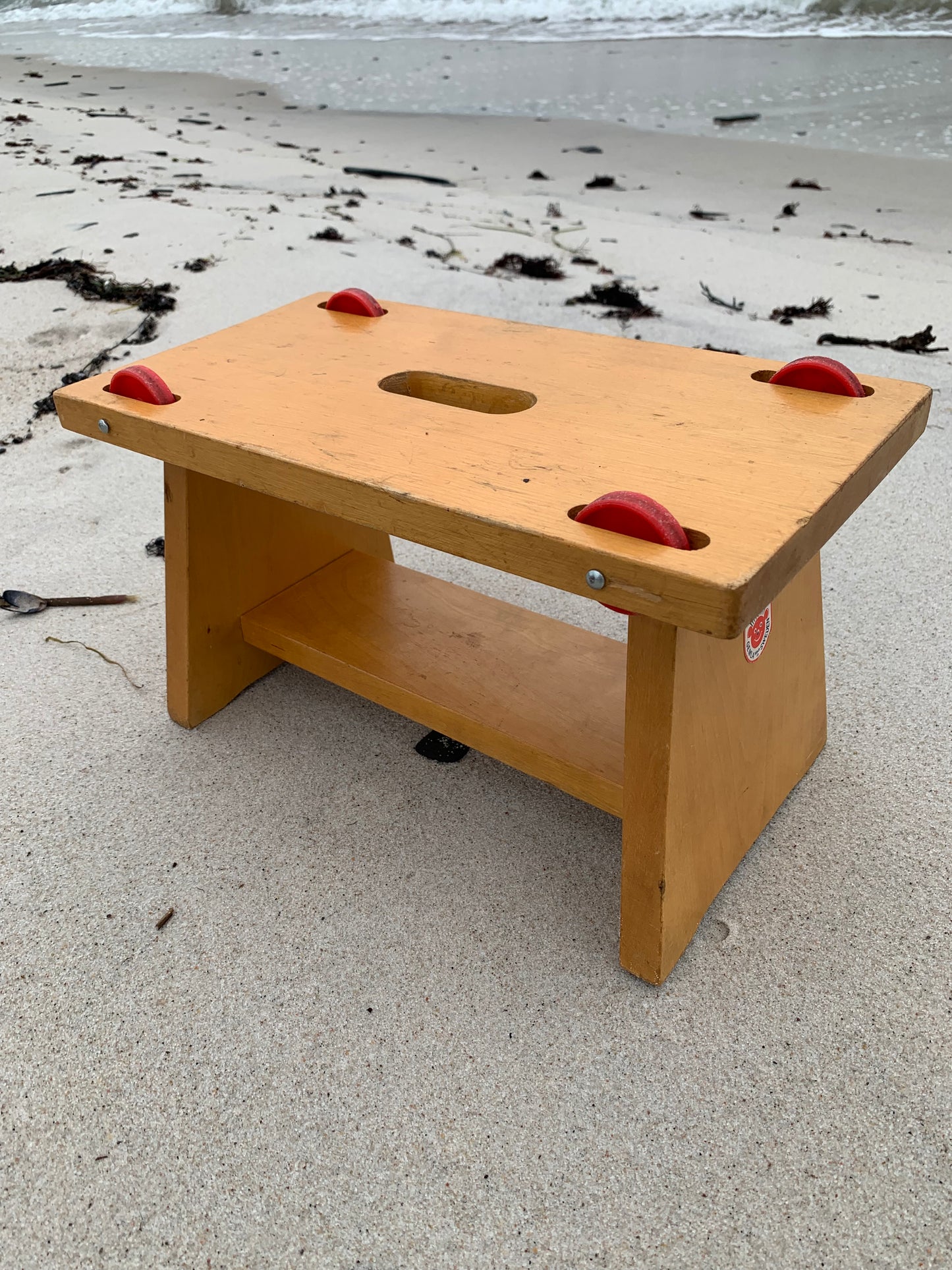 Hocker mit Rädern