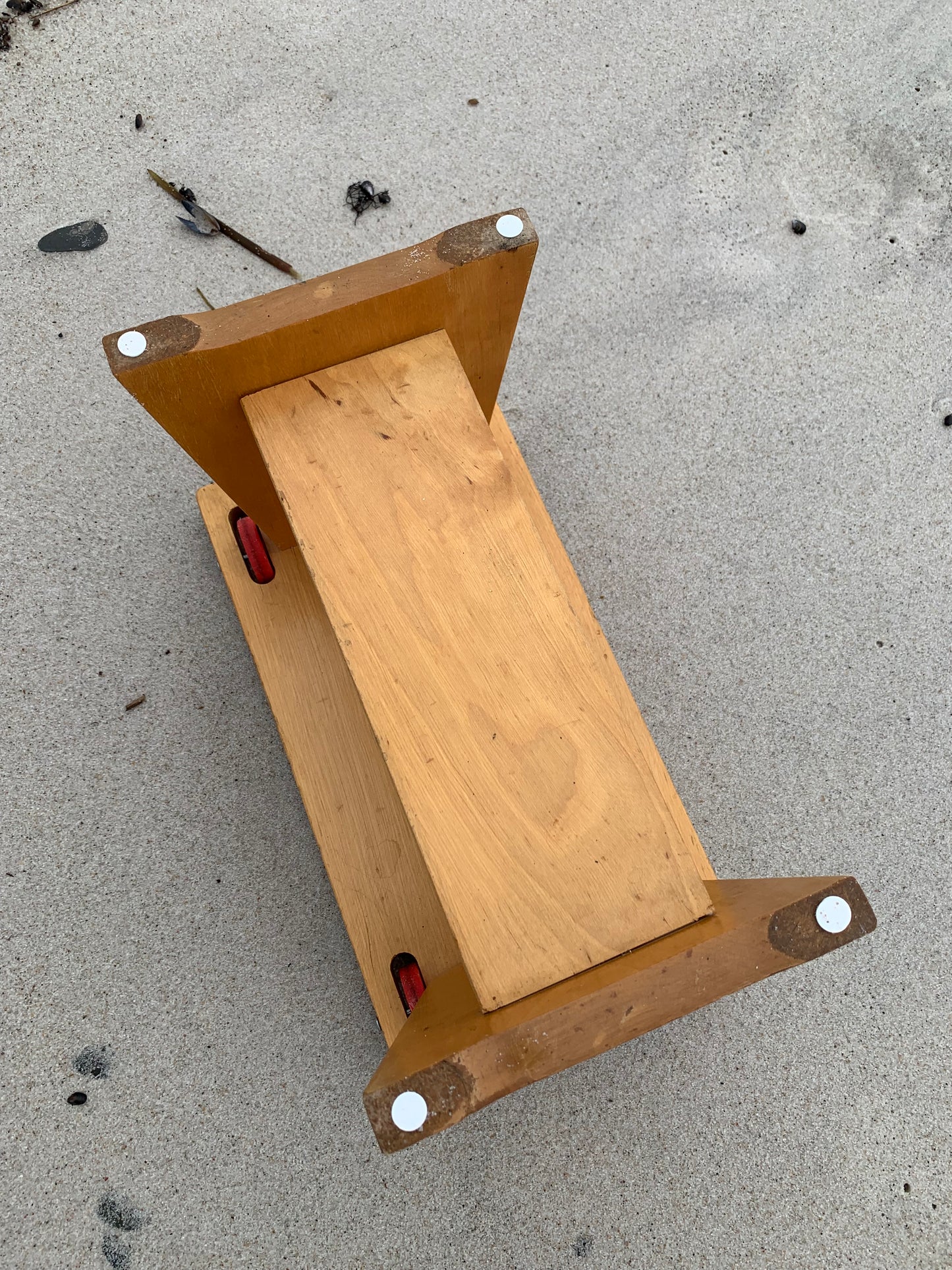 Hocker mit Rädern