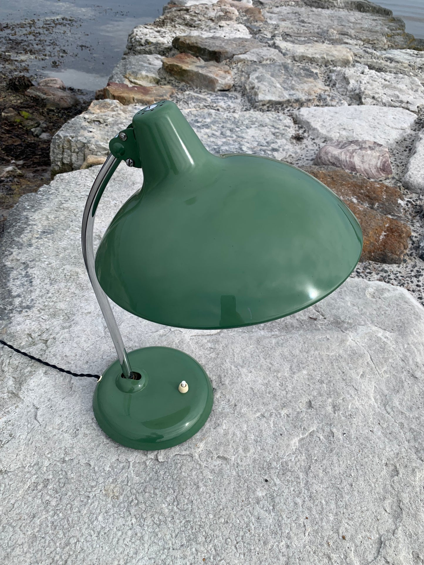 Kaiser Idell 6786 - Original grün