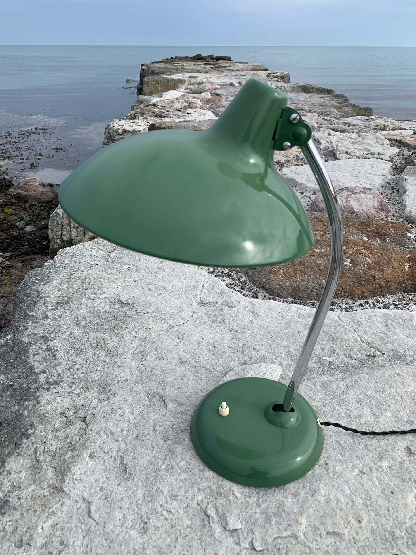 Kaiser Idell 6786 - Original grün