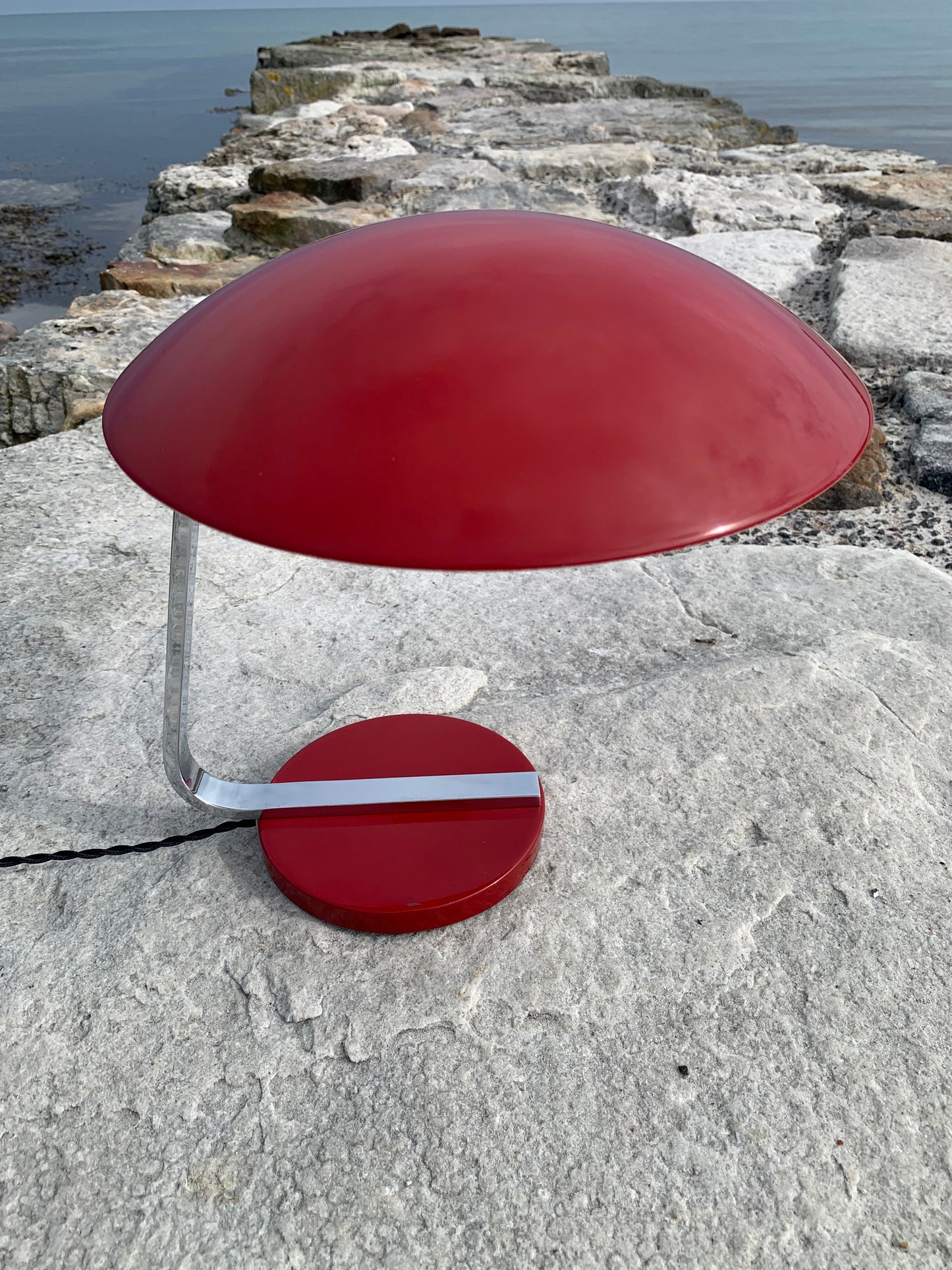 Kaiser Idell 6643 – Original rot