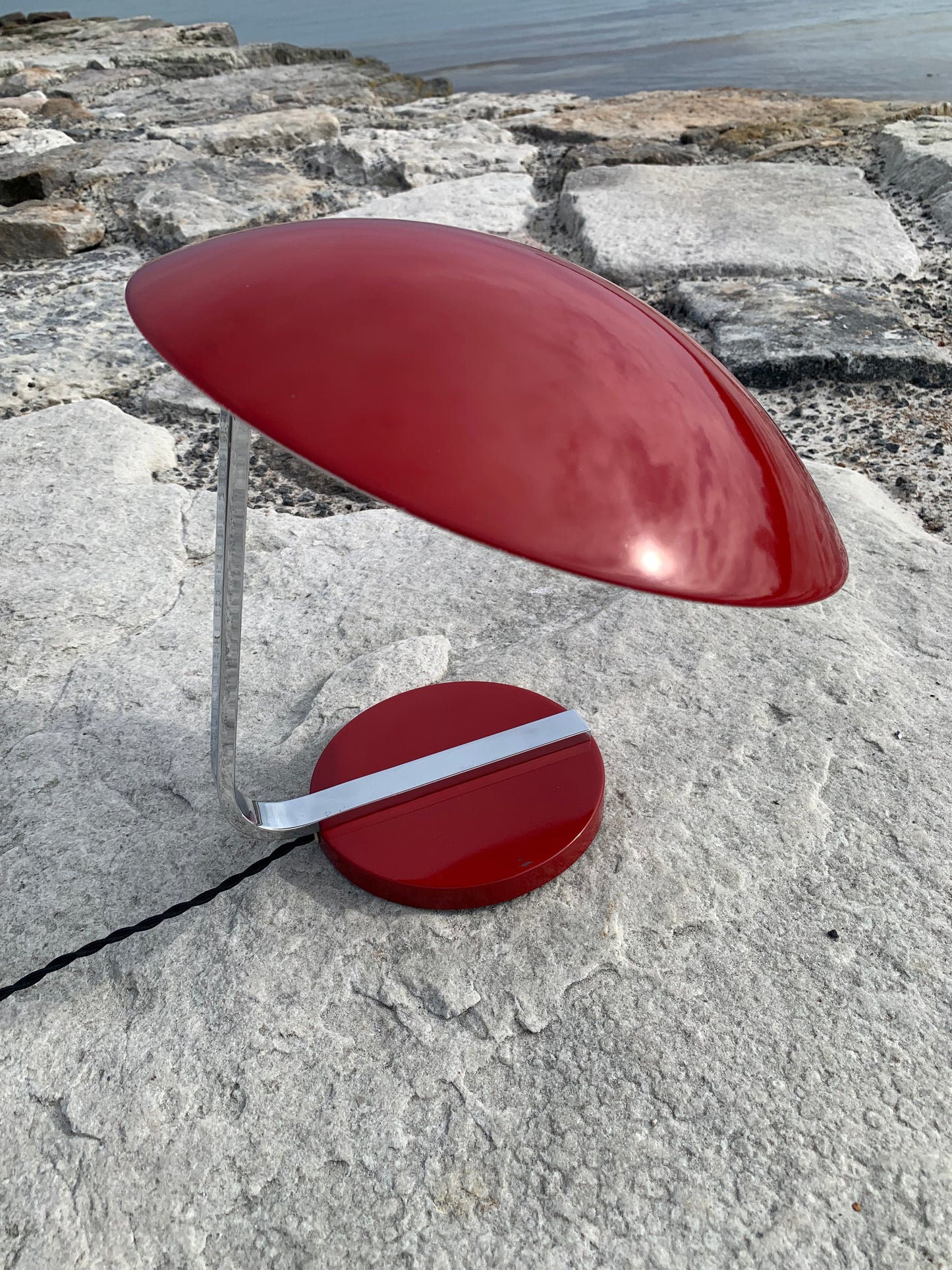 Kaiser Idell 6643 – Original rot