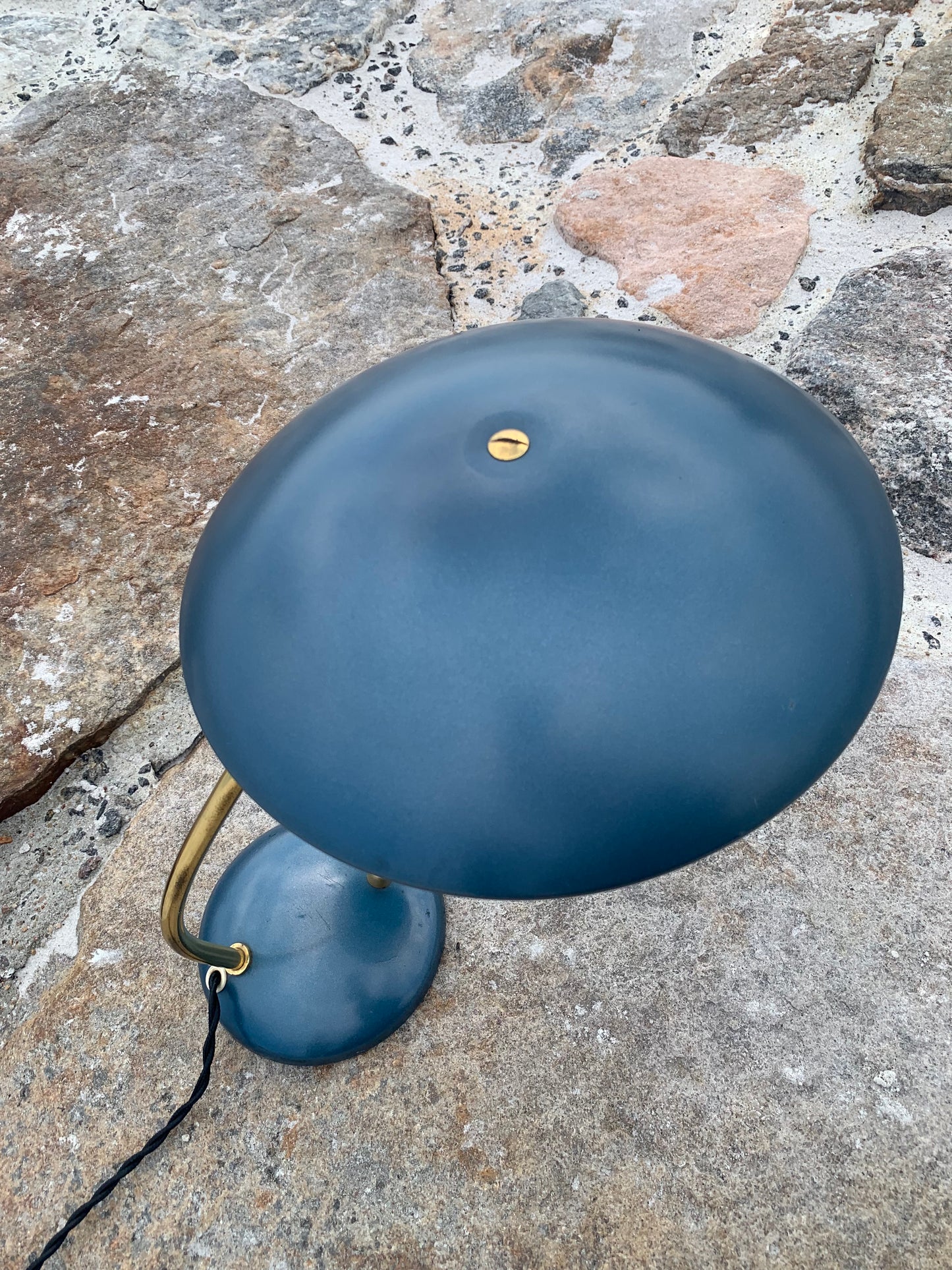 Kaiser Idell 6781 – Original petrolblau