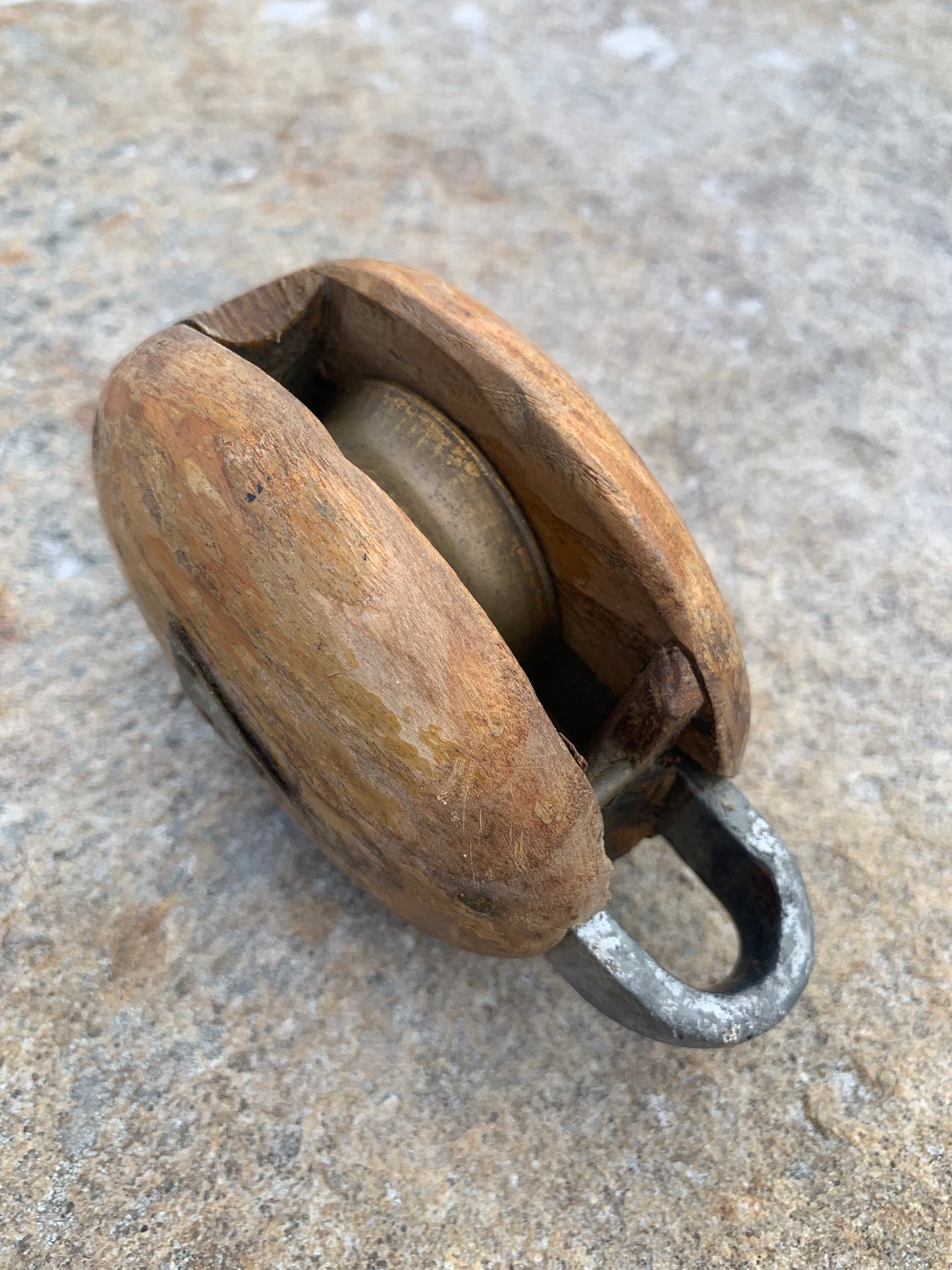 Alte Taille mit guter Patina