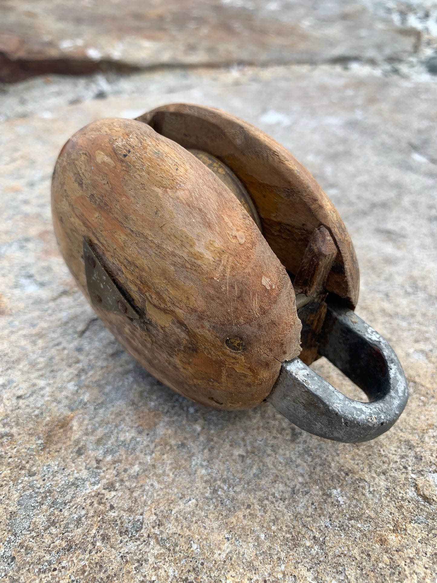 Alte Taille mit guter Patina