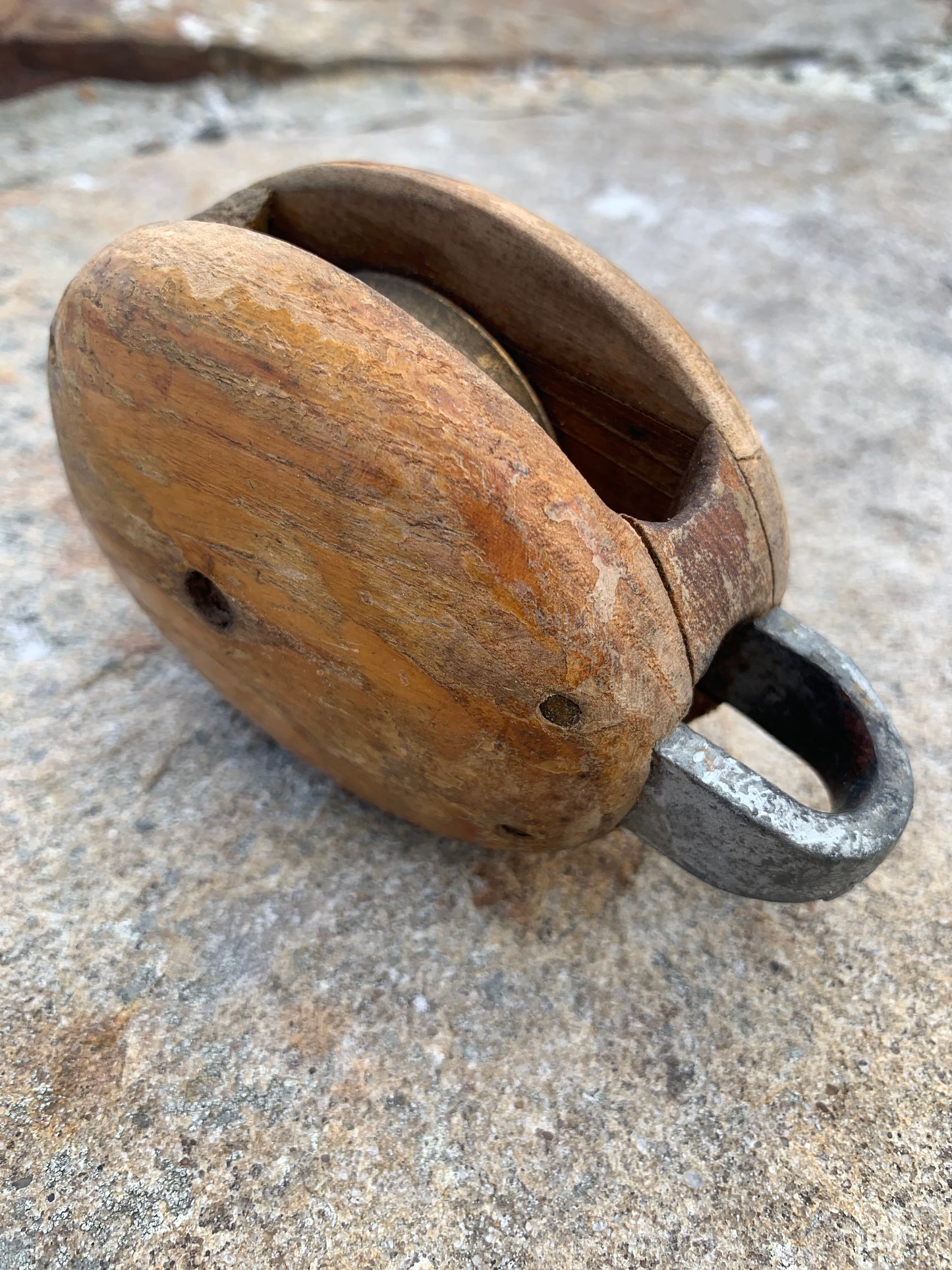 Alte Taille mit guter Patina