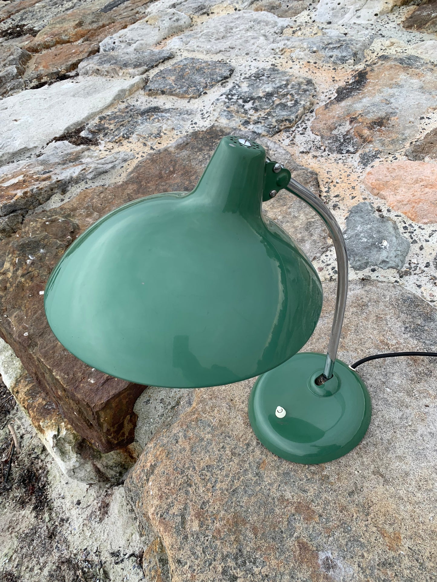 Kaiser Idell 6786 - Original grün