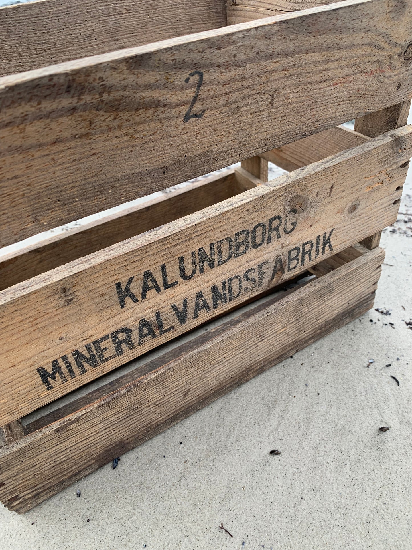 Box aus der Mineralwasserfabrik Kalundborg