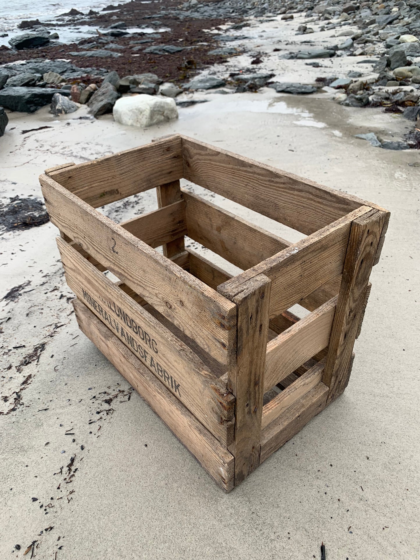 Box aus der Mineralwasserfabrik Kalundborg