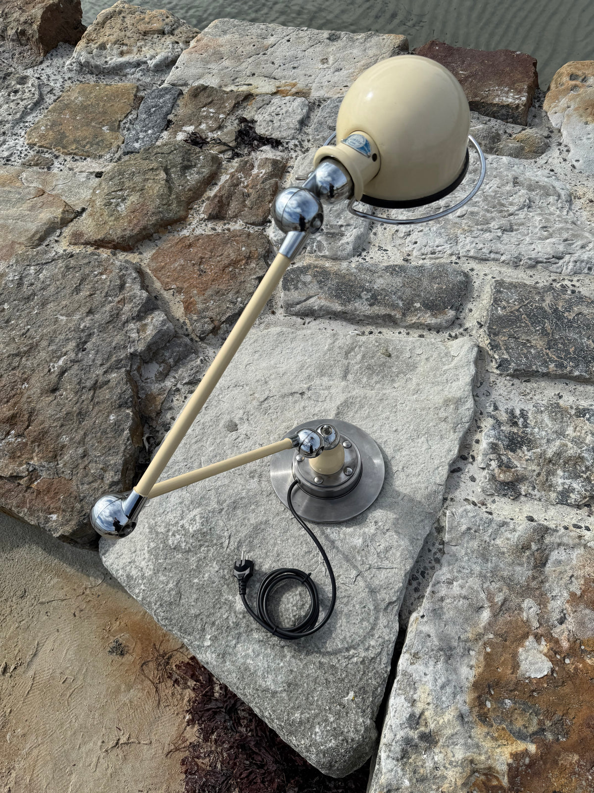 Jieldé Tischlampe mit zwei Armen und Blendschutz (Seltene Ausführung)