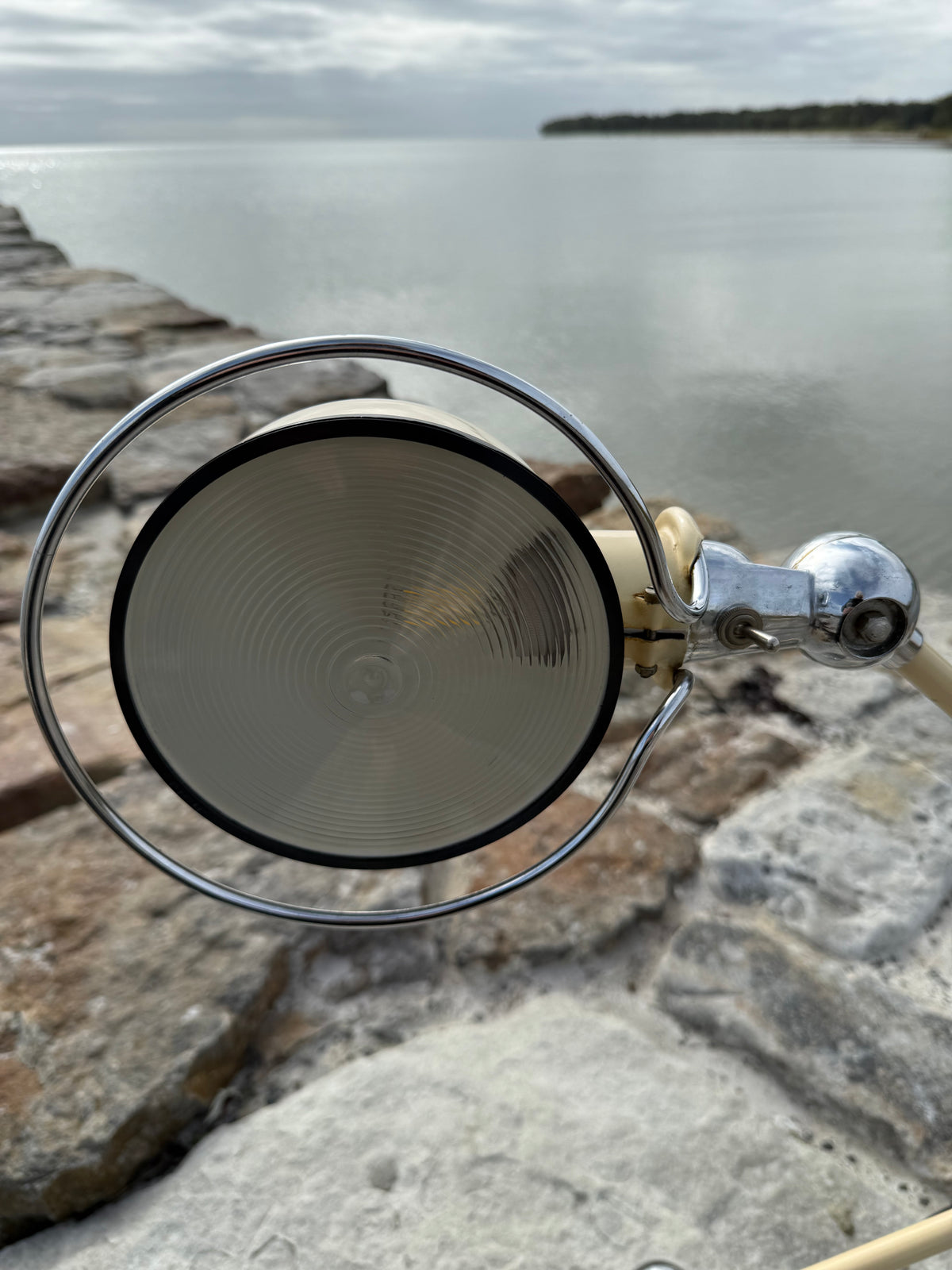 Jieldé Tischlampe mit zwei Armen und Blendschutz (Seltene Ausführung)