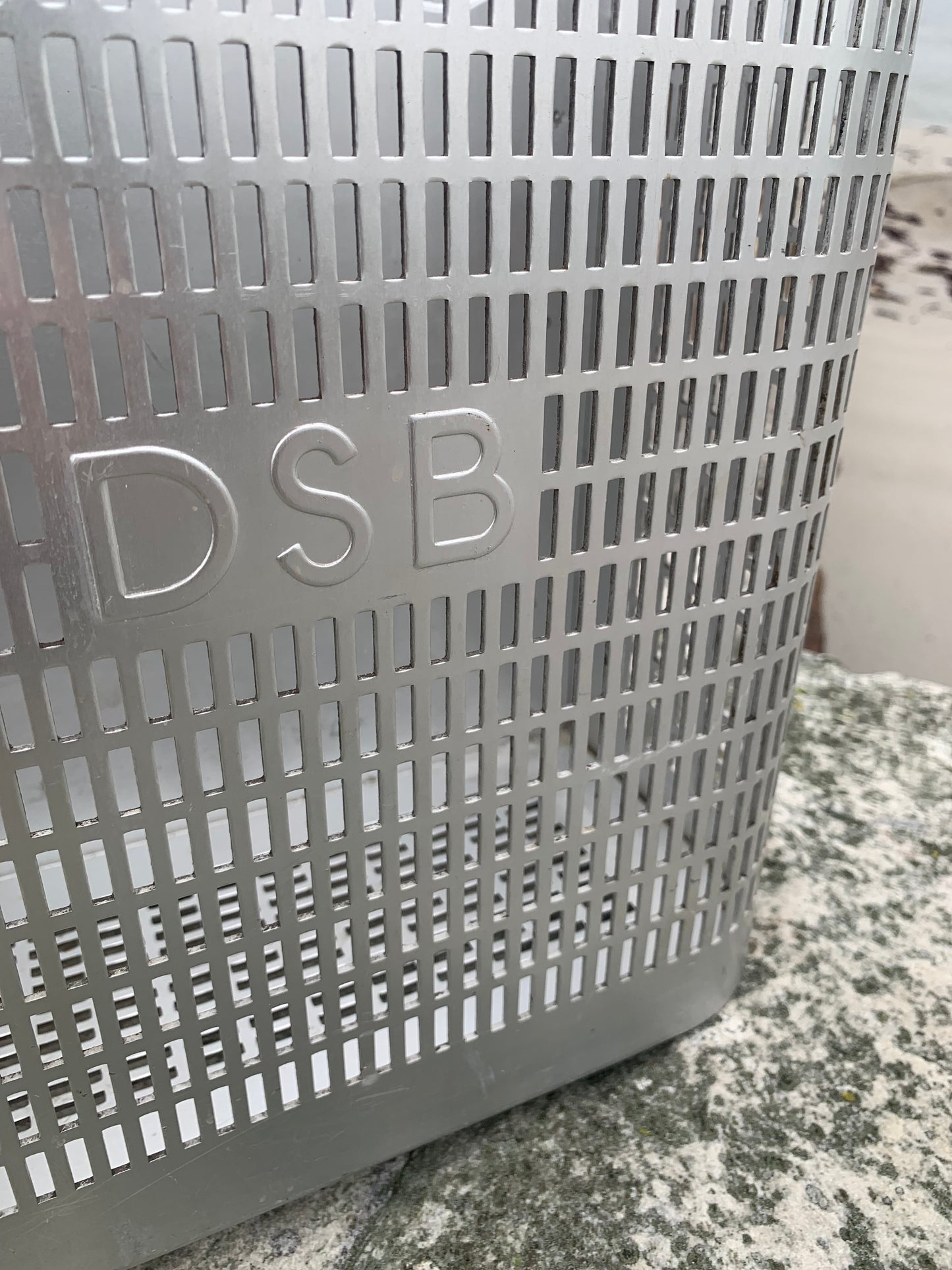 DSB Abfalleimer mit Logo