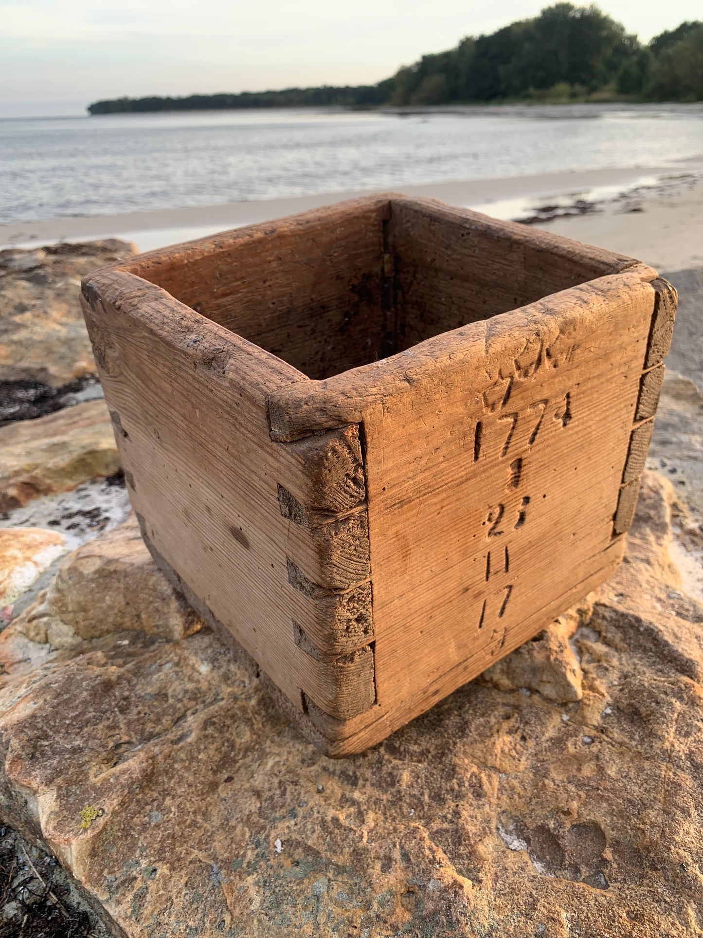 Holzbox