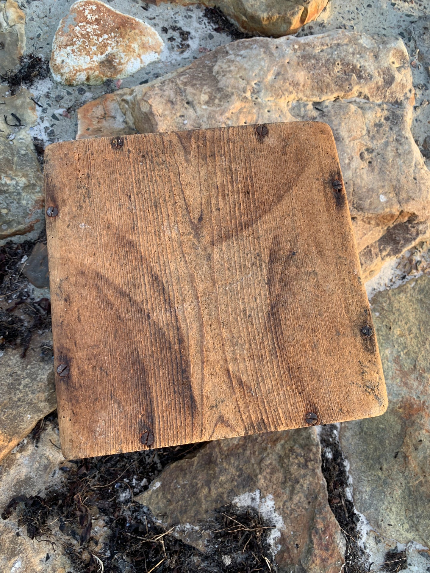 Holzkiste mit Tragegriff