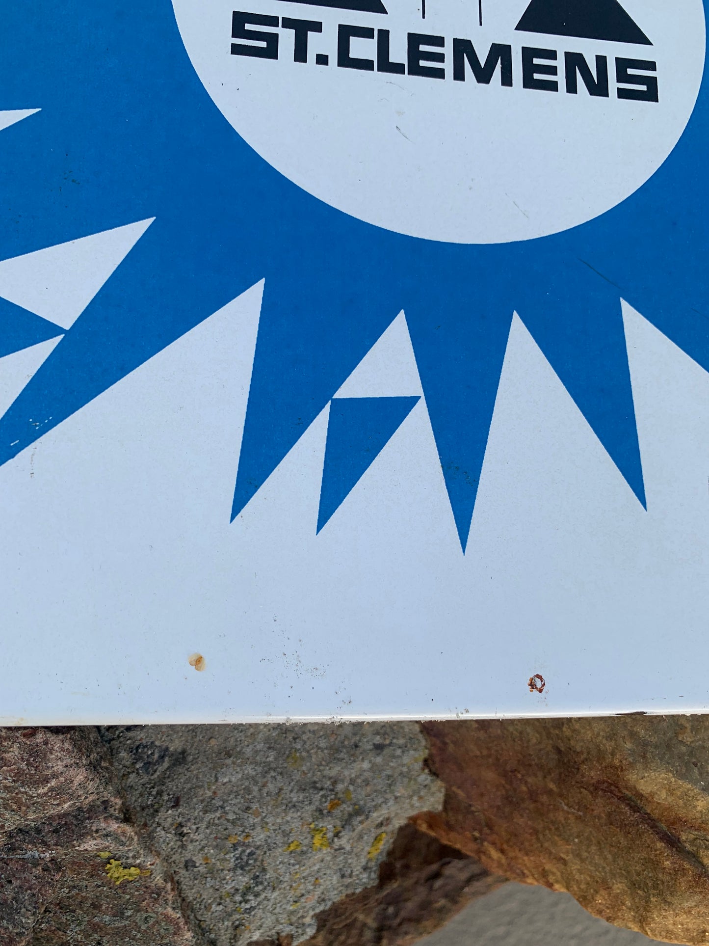 Schild von ST. CLEMENS DAIRY
