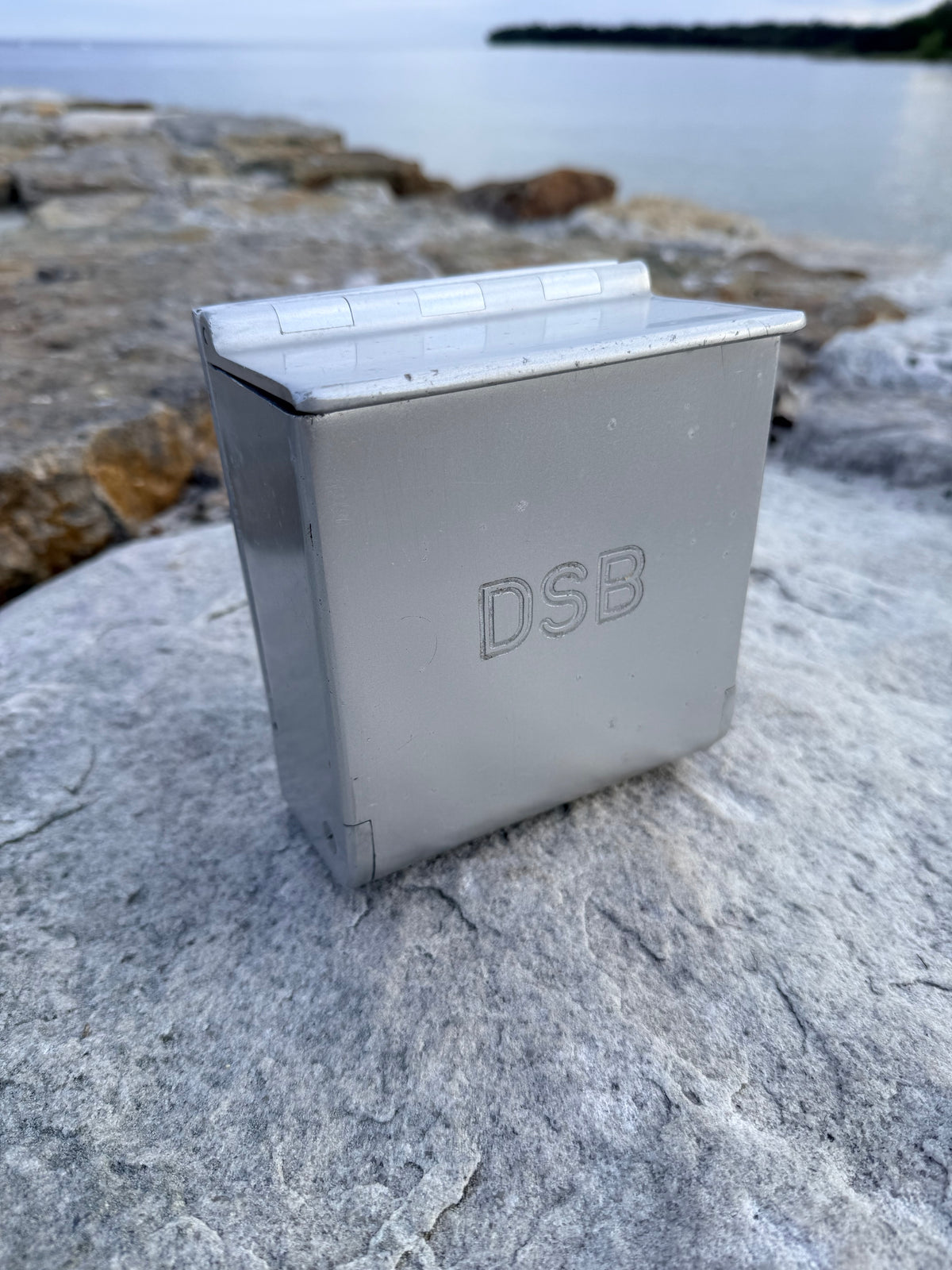 DSB Aschenbecher mit Logo
